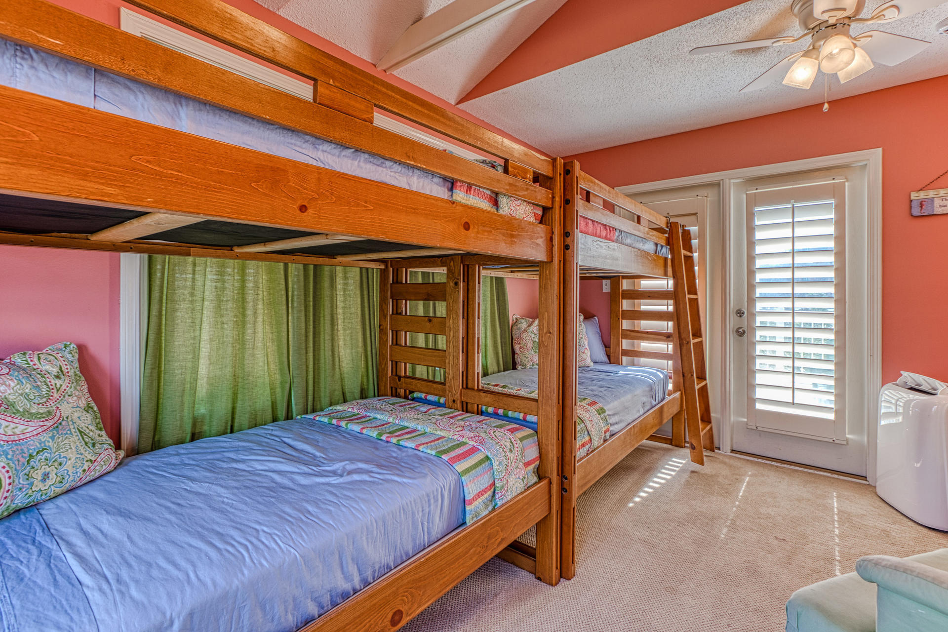 WINDANCER SHORES - Residential