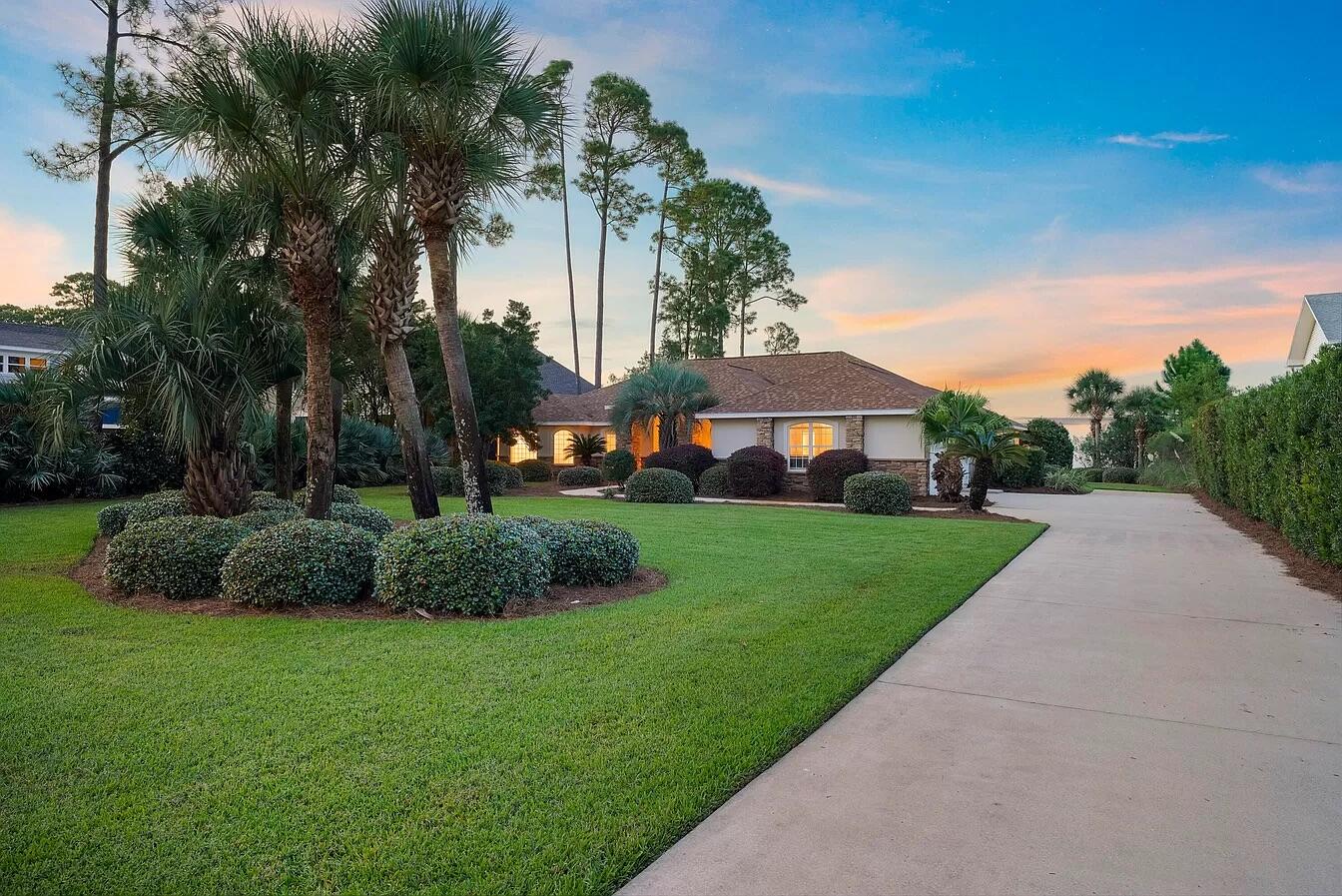 FLAMINGO BEACH - Residential