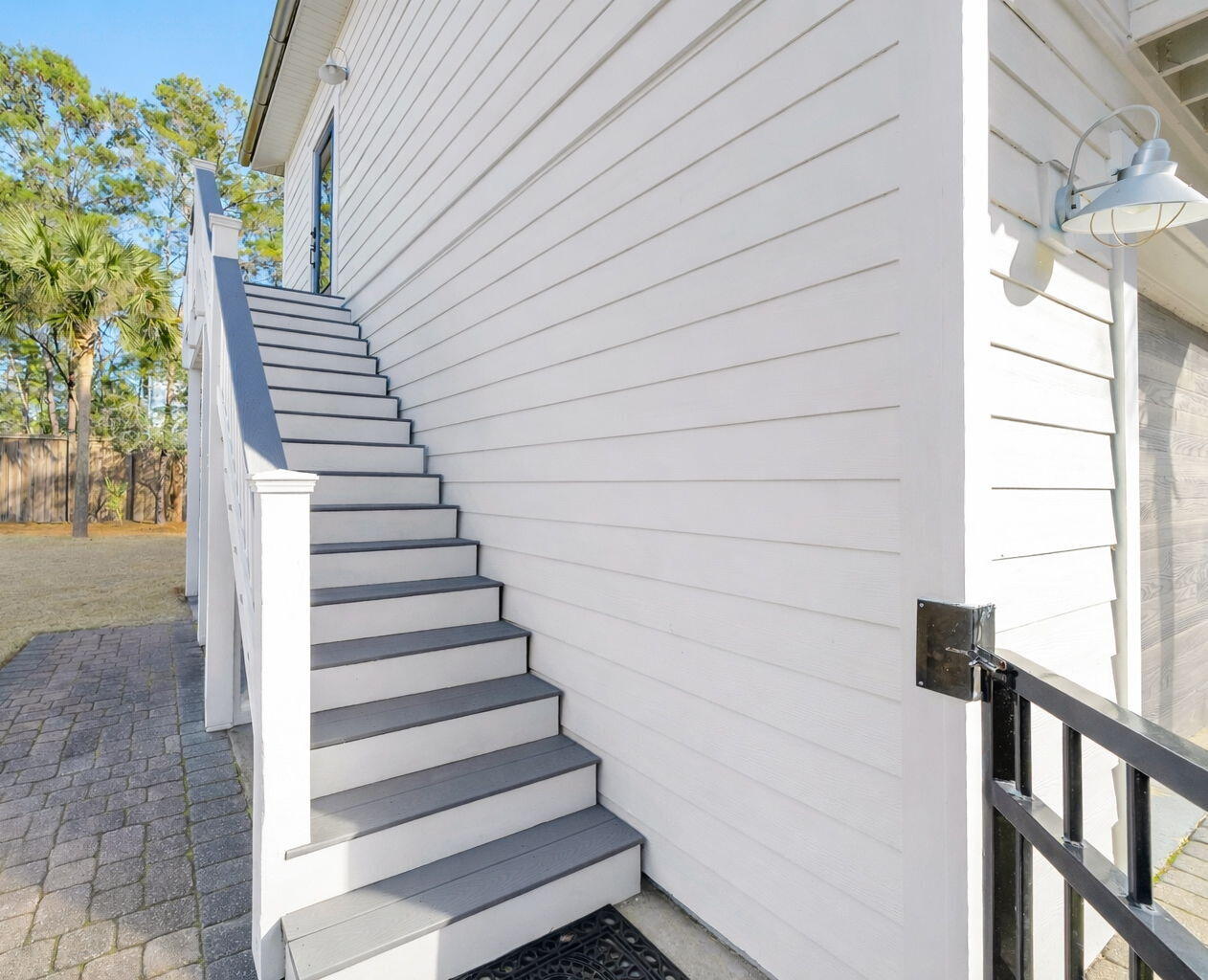 SEABREEZE 3RD ADDN - Residential