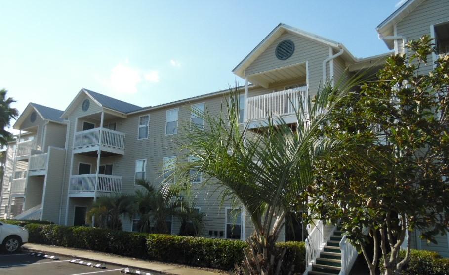 What a cute 1 bedroom, 1 bath REO condo in Indian Lake in the heart of Destin! This condo is on the first floor with patio space, storage closet, cute dining area and a galley style kitchen. The location is super convenient to beach and bay activities, restaurants, shopping and schools.