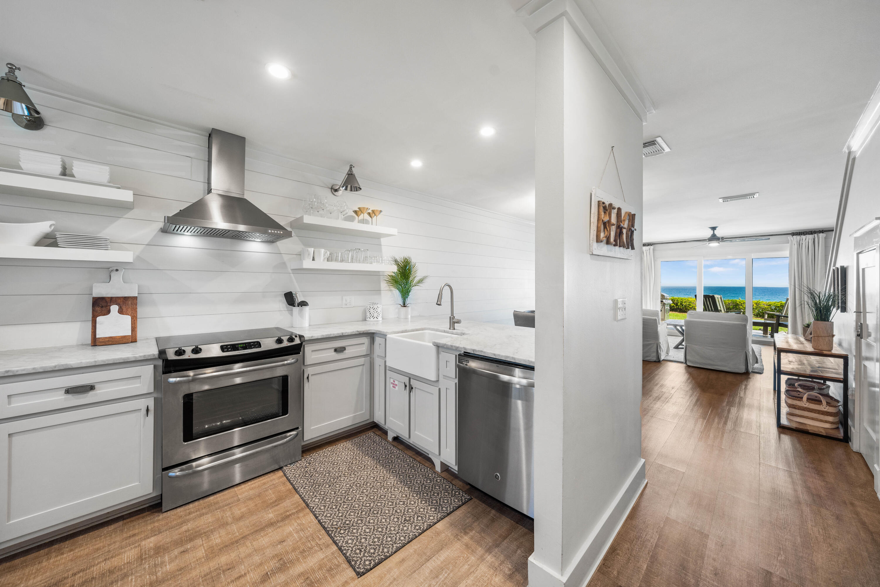 Seashadows Townhomes - Residential