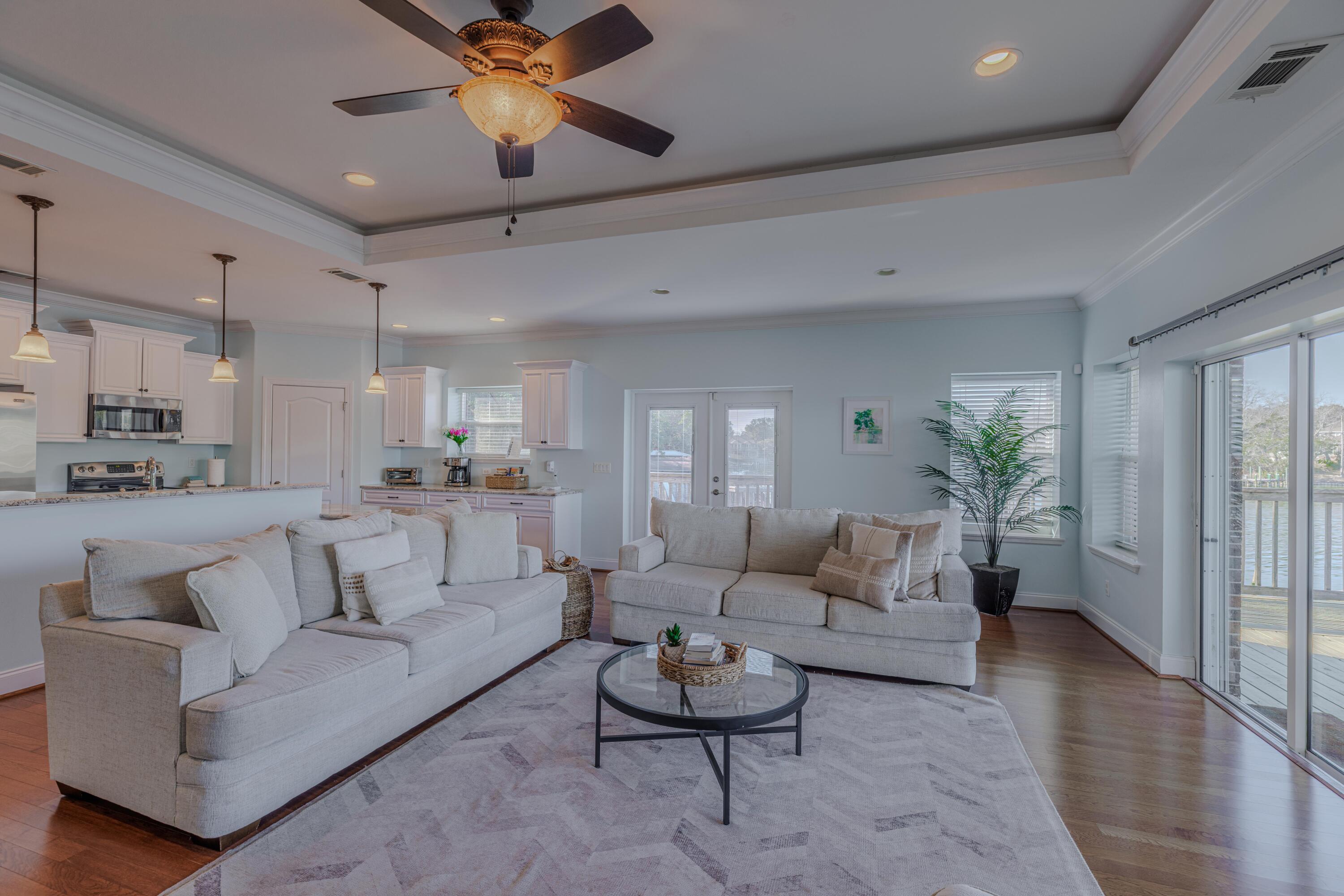 WATERS BEACH S/D LOTS 11 & 12 BLK 2 - Residential