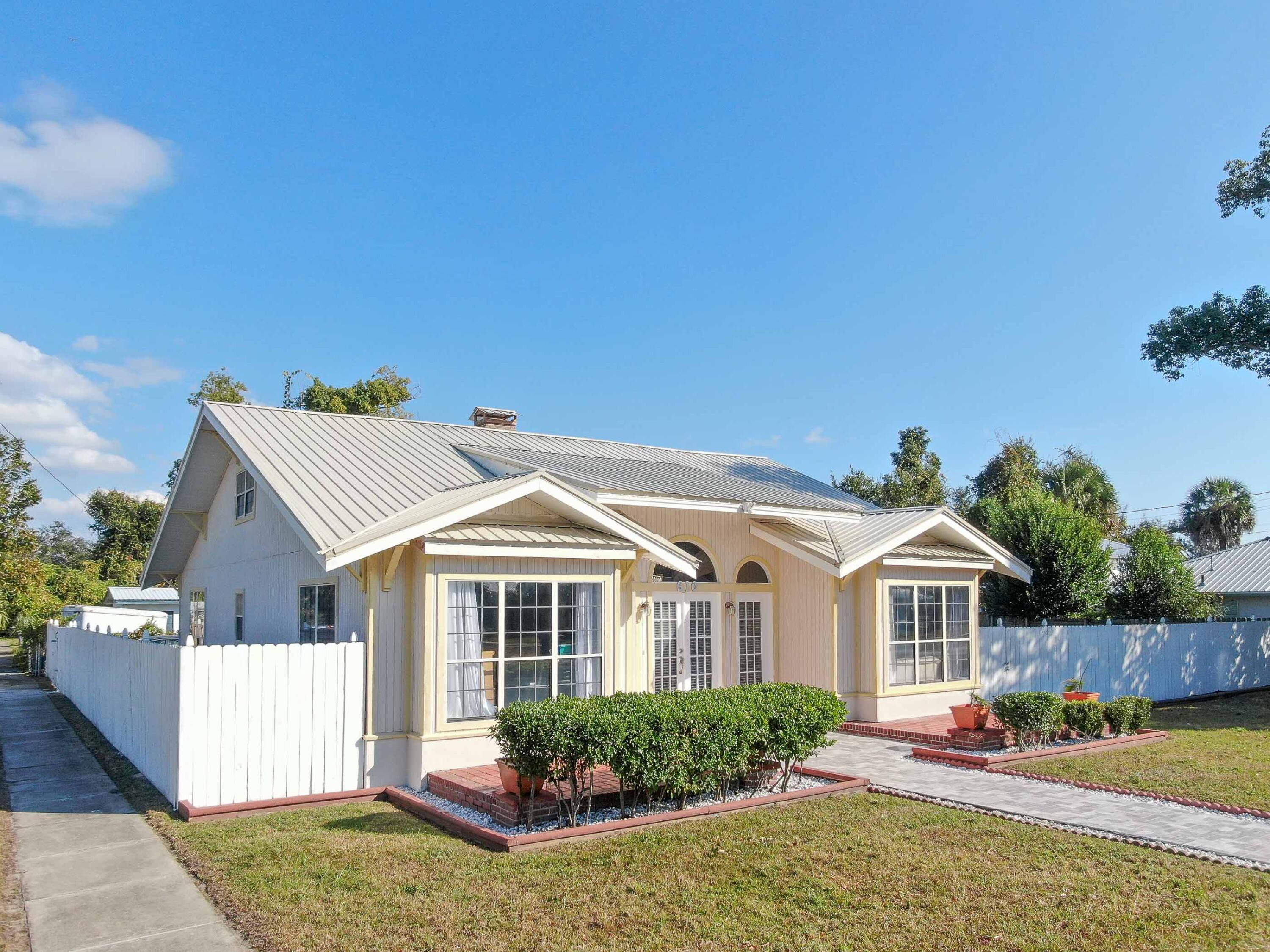 OLD ORCHARD - Residential