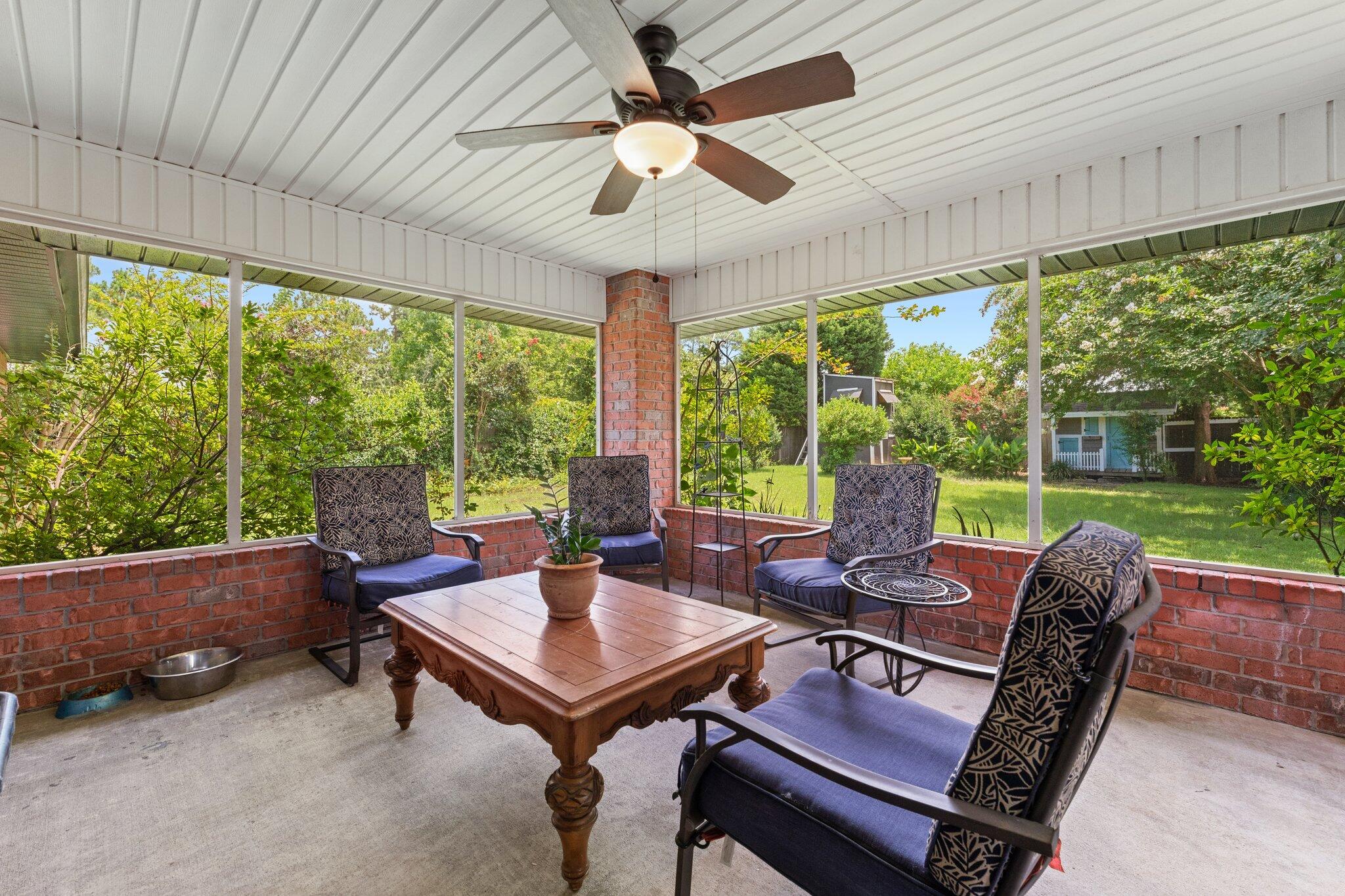 HAMPTON RIDGE ESTATES - Residential