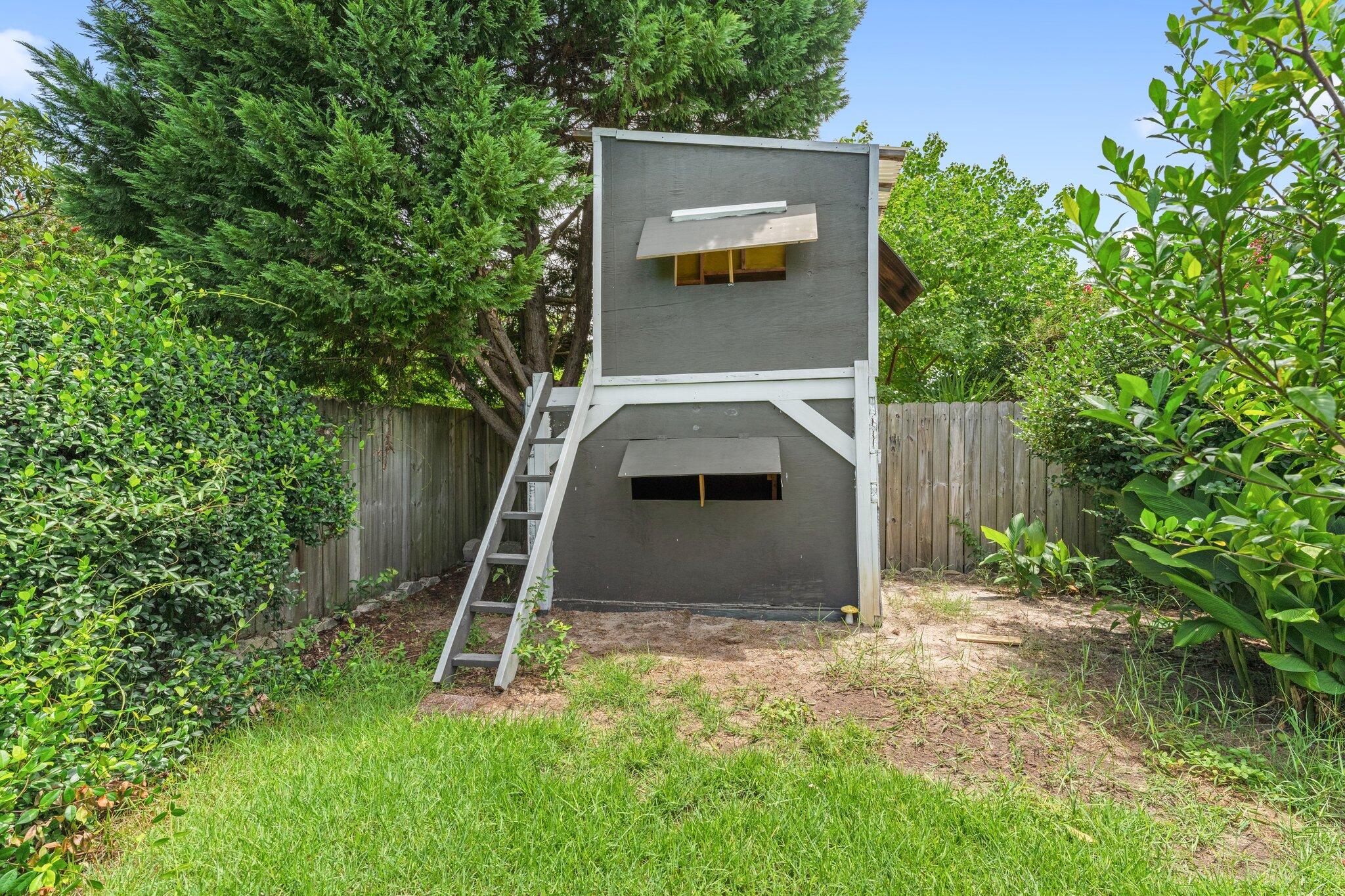 HAMPTON RIDGE ESTATES - Residential