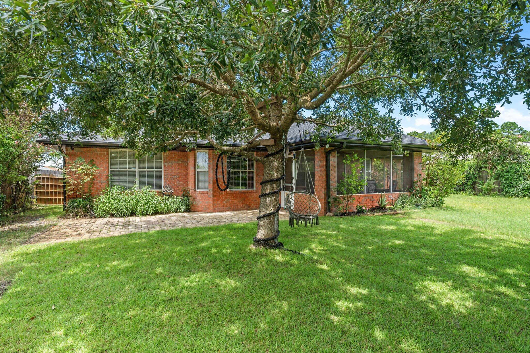 HAMPTON RIDGE ESTATES - Residential