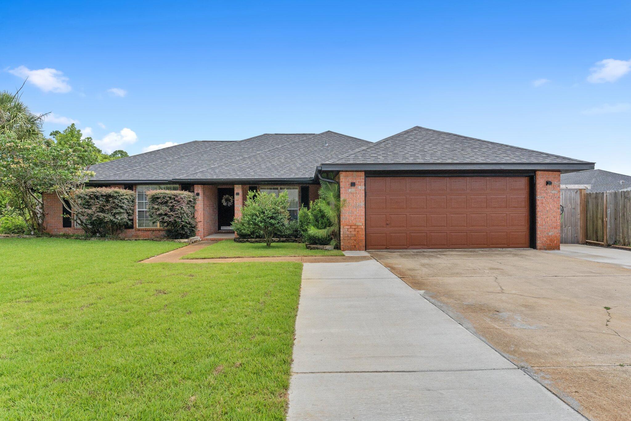 HAMPTON RIDGE ESTATES - Residential