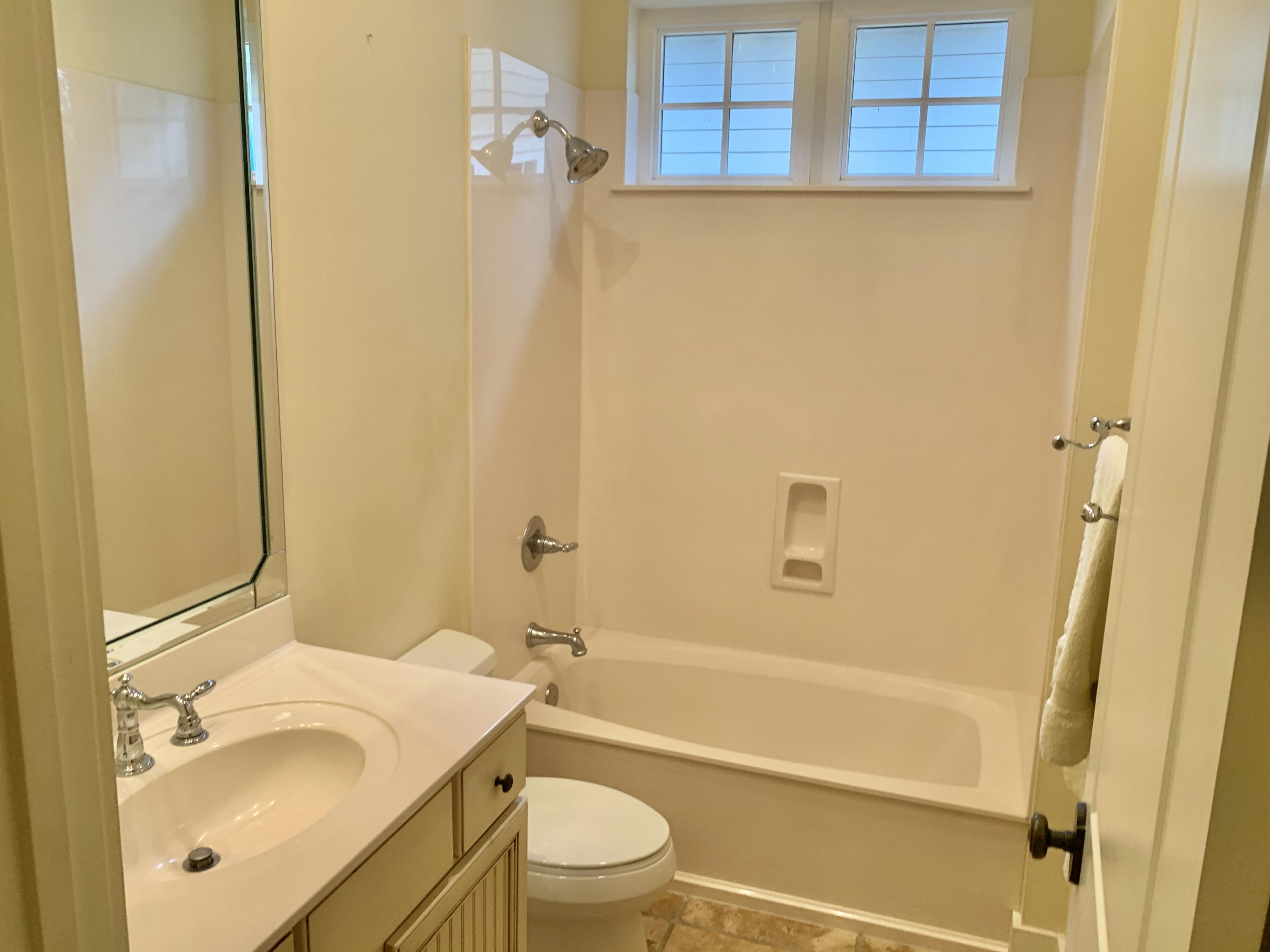 BUNGALOS AT SANDESTIN - Residential Lease