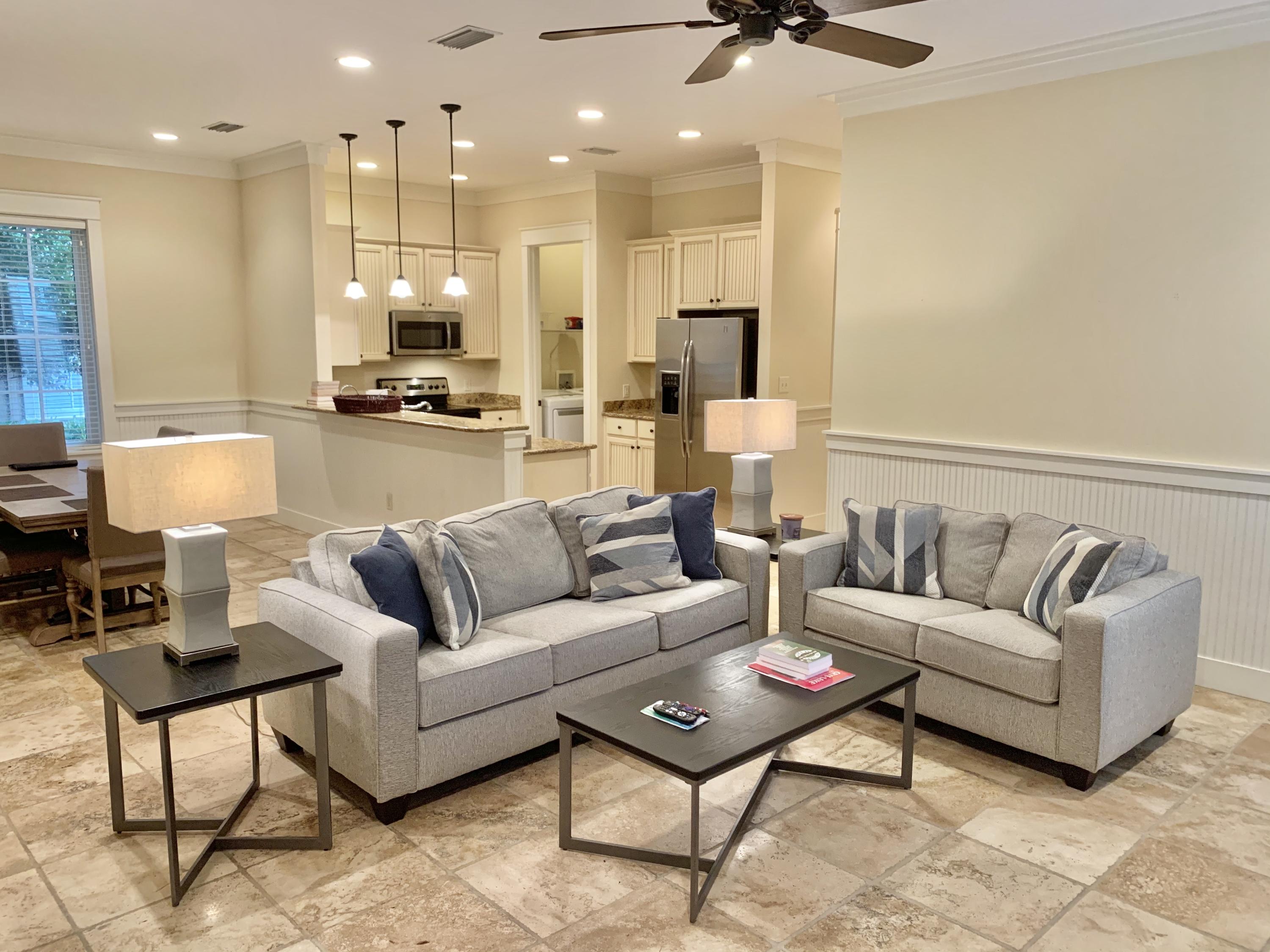 BUNGALOS AT SANDESTIN - Residential Lease