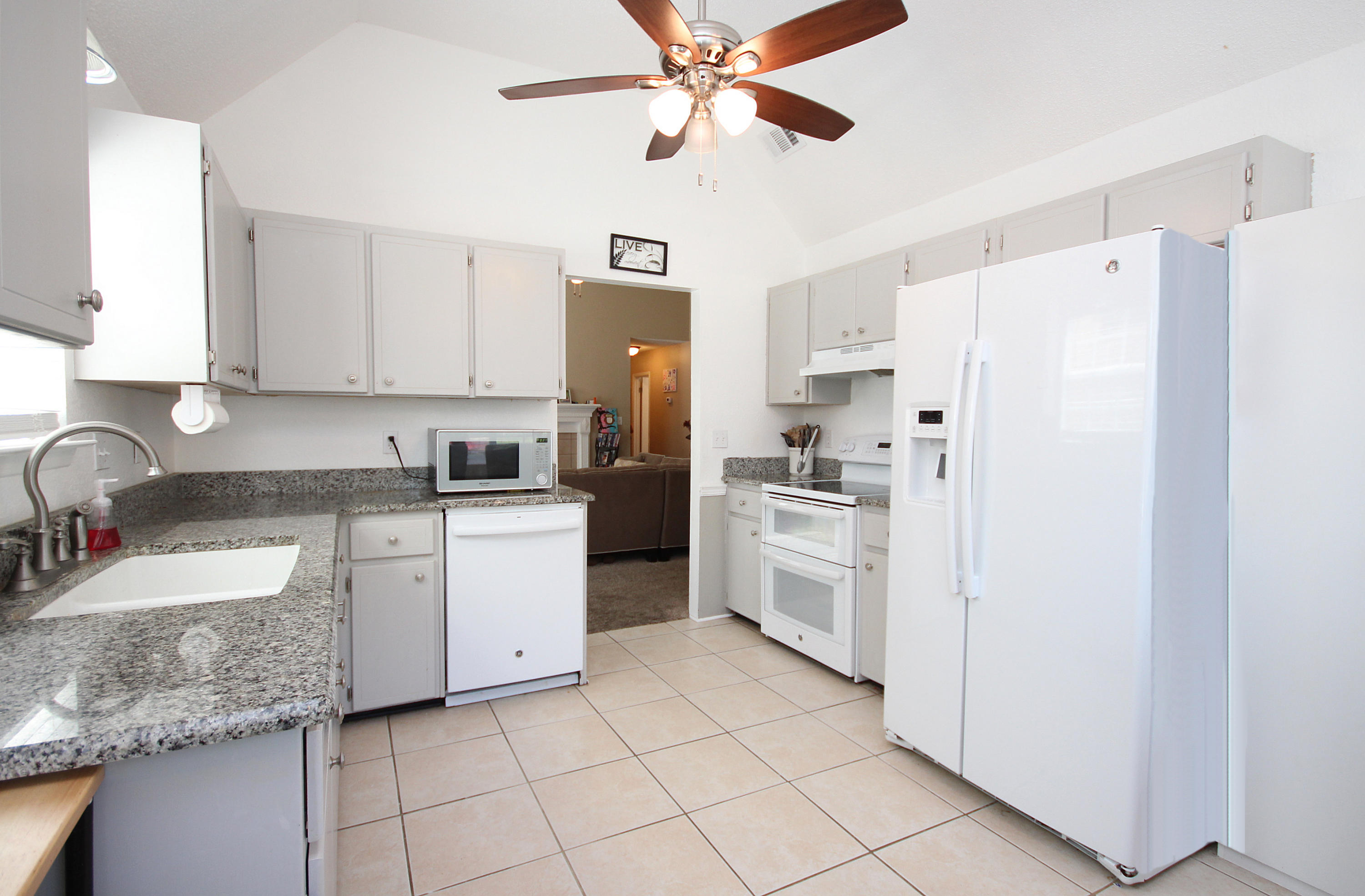 WOODLAND PARK ESTATES - Residential
