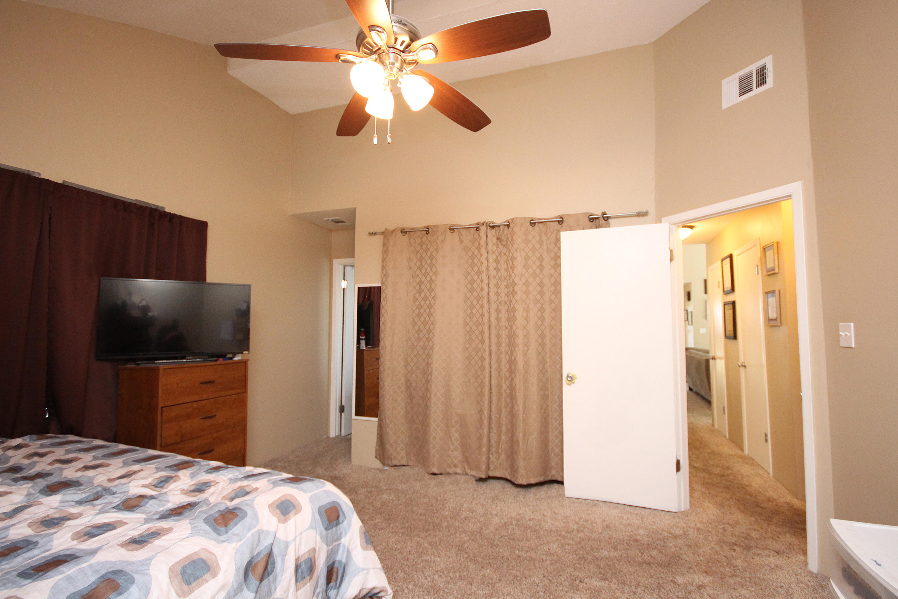 WOODLAND PARK ESTATES - Residential