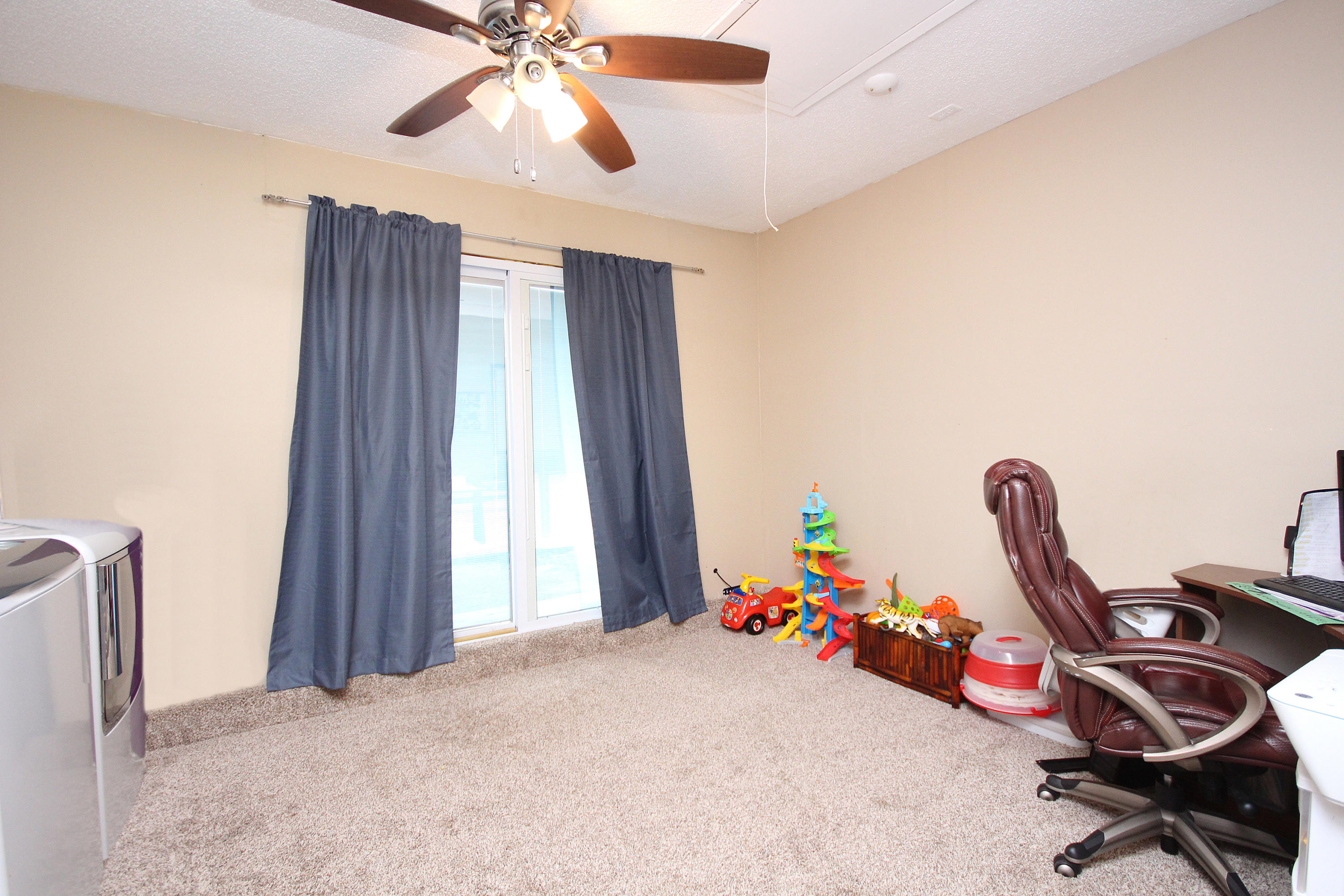 WOODLAND PARK ESTATES - Residential