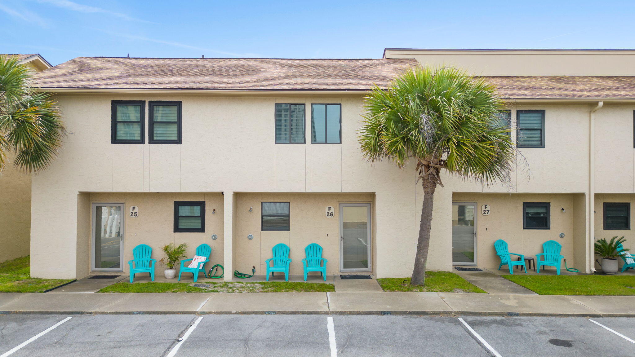 SUGAR BEACH T/H - Residential