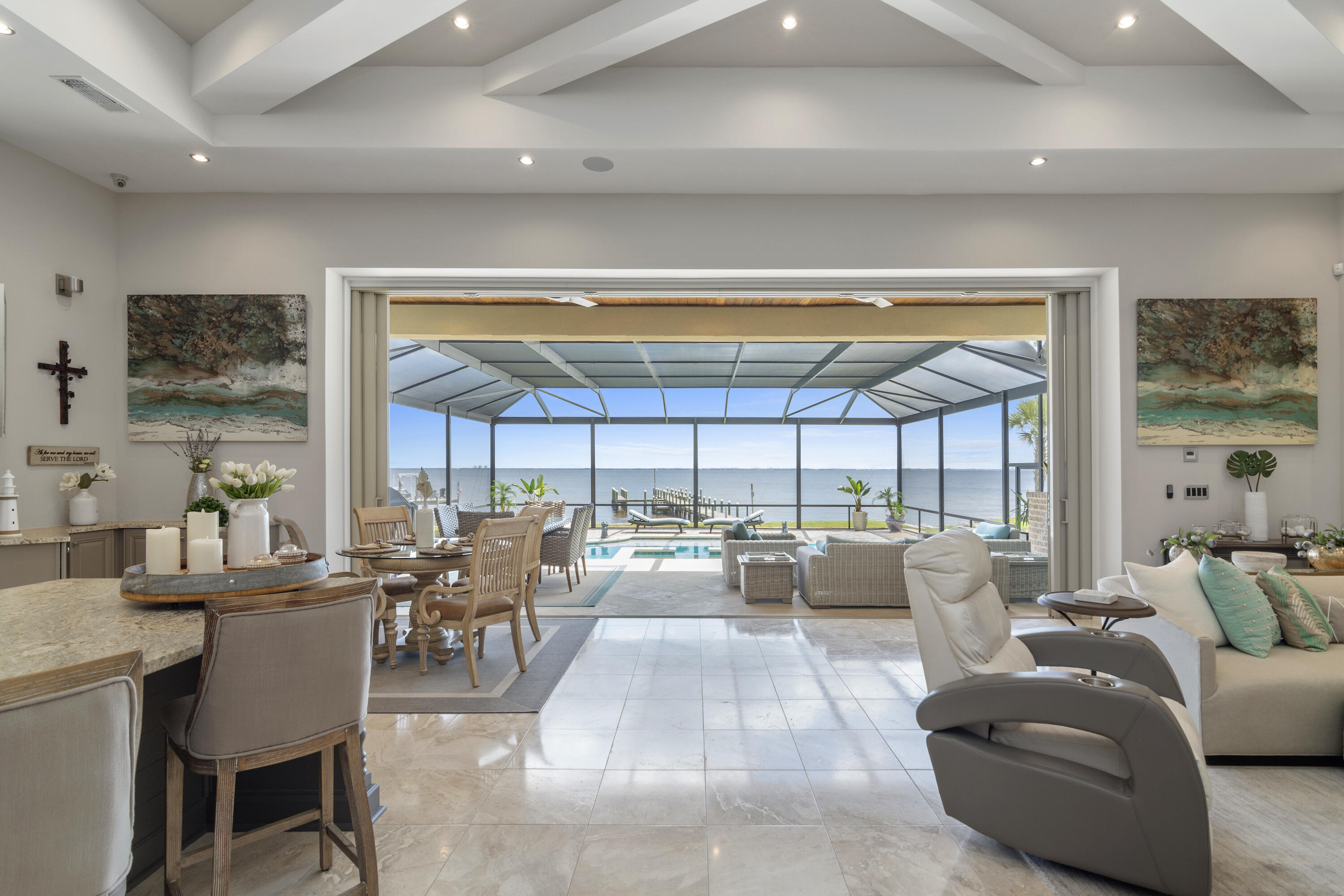 DANA & DOLPHIN POINT - Residential
