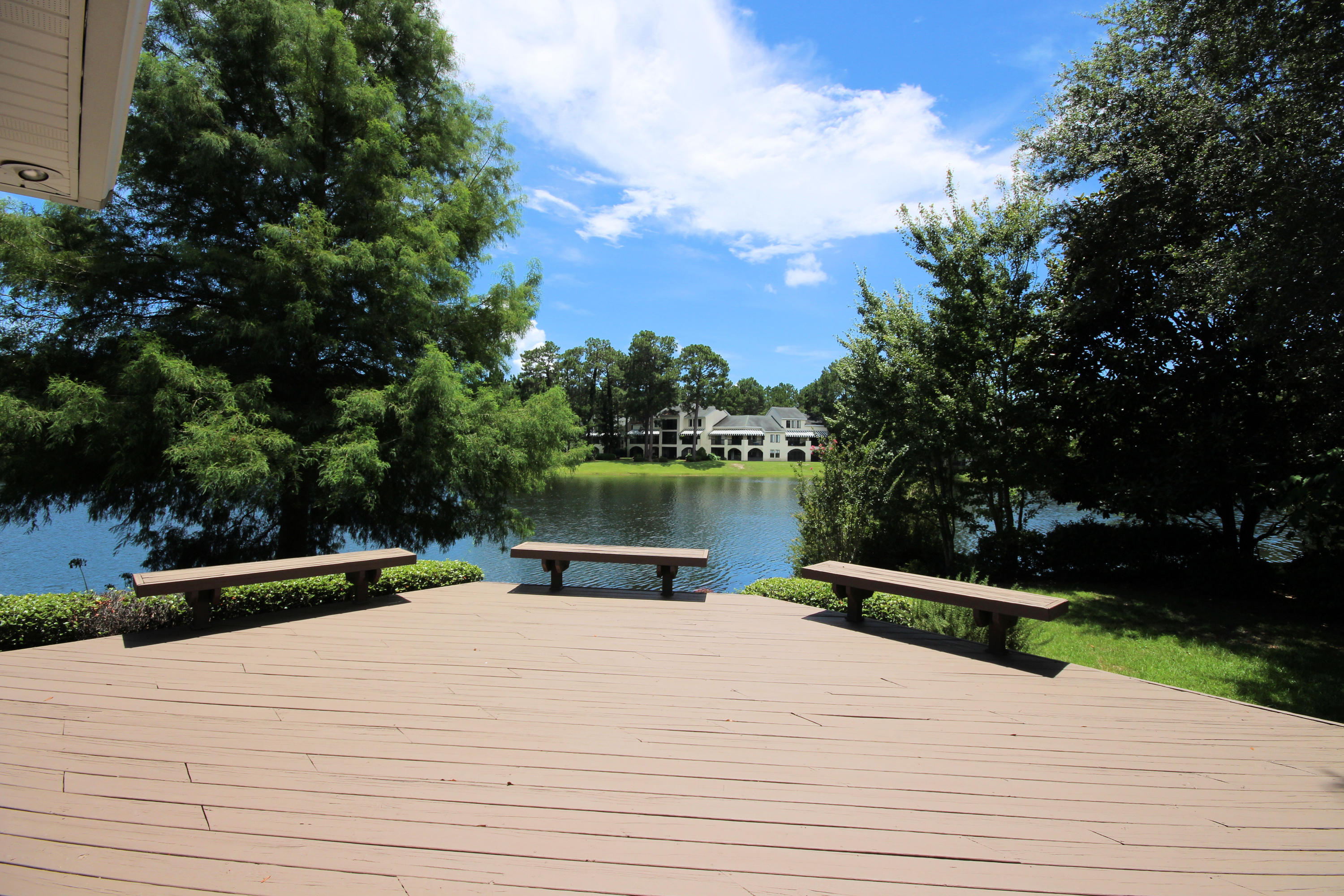 HIDDEN LAKES - Residential