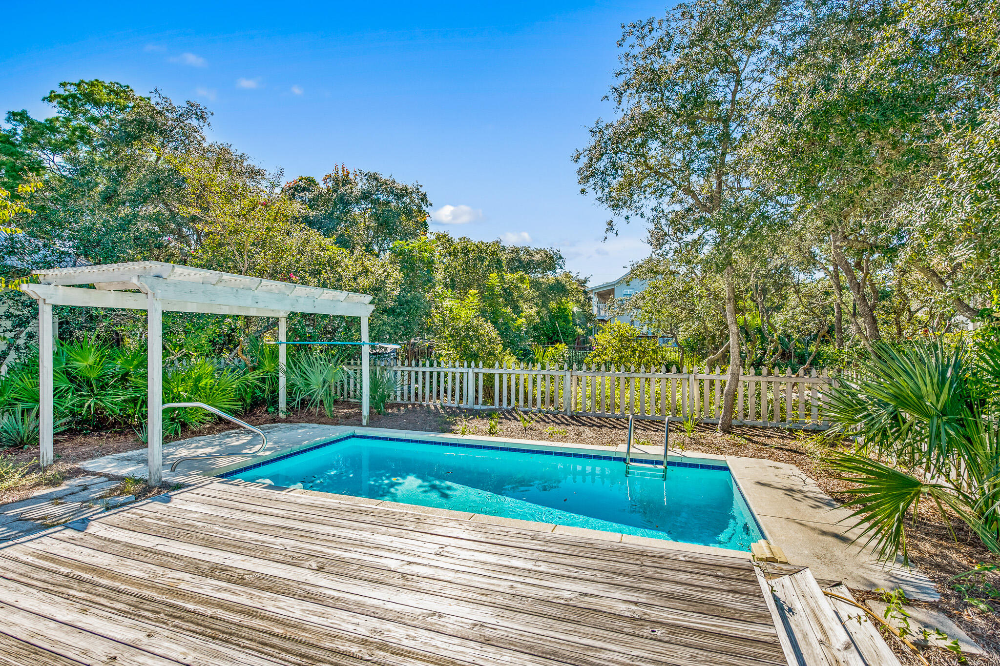 BLUE MOUNTAIN BEACH - Residential