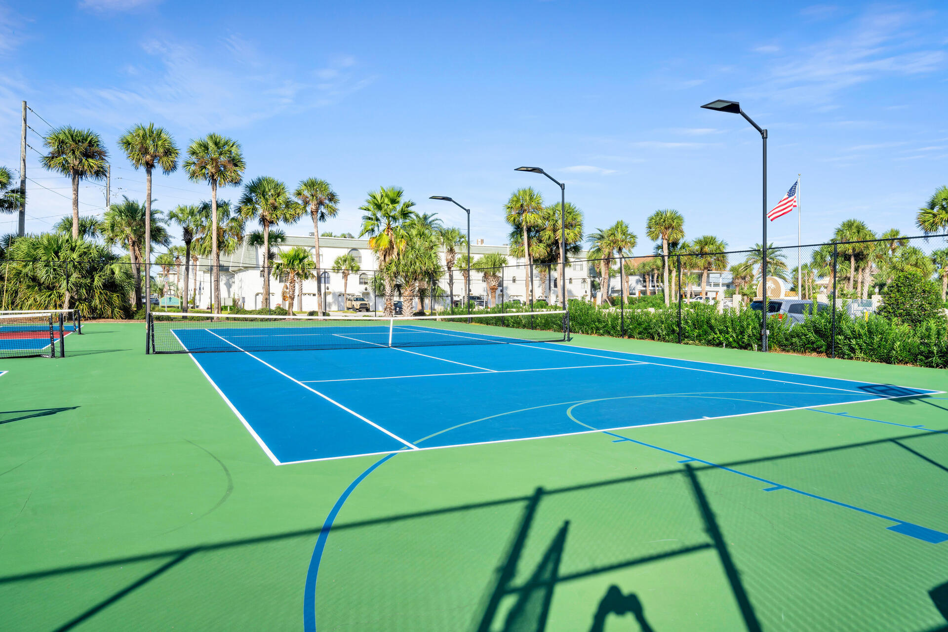 ISLANDER CONDO PH 2 - Residential
