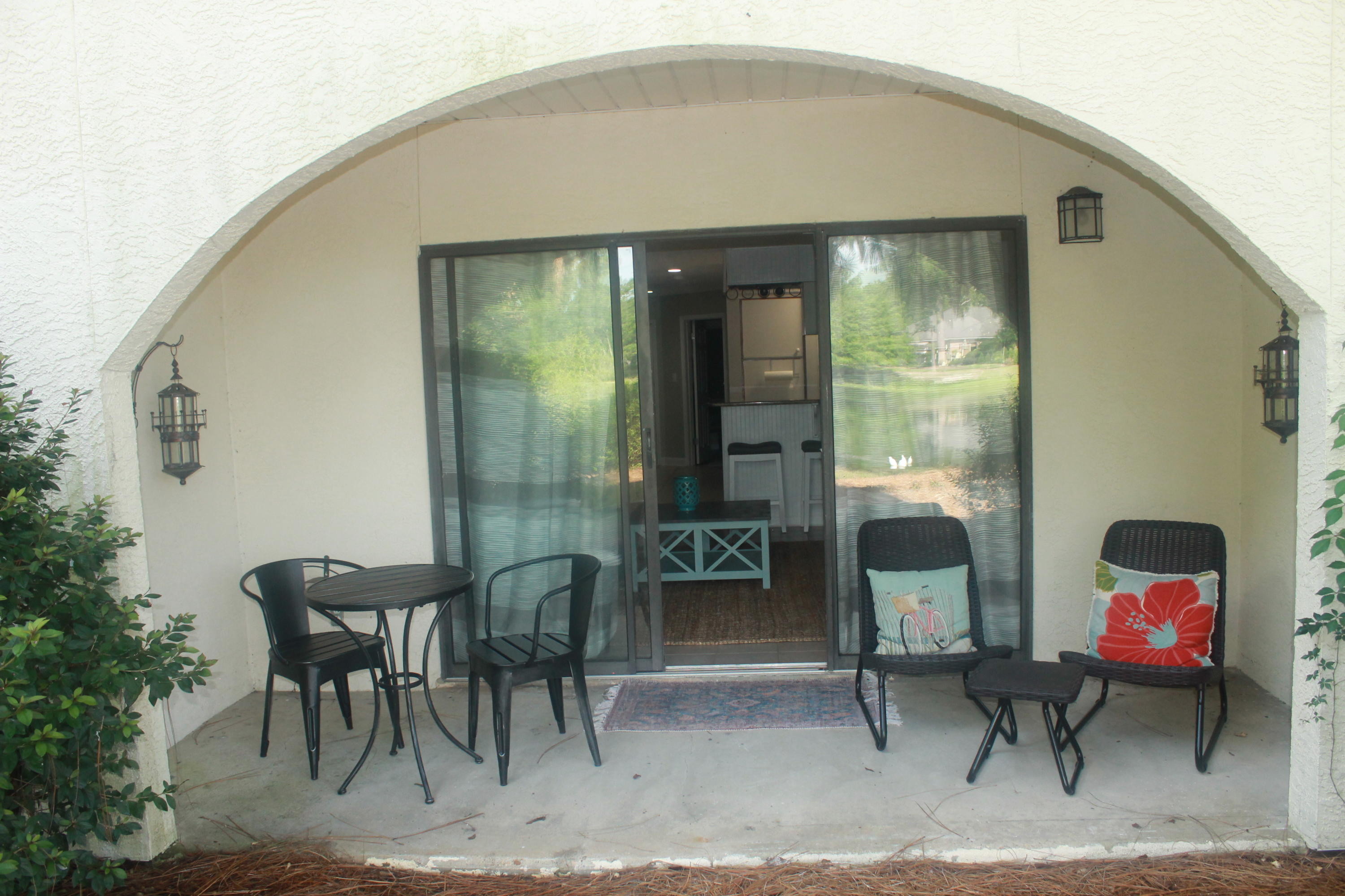 LAKESIDE CONDO AT BLUEWATER BAY - Residential Lease