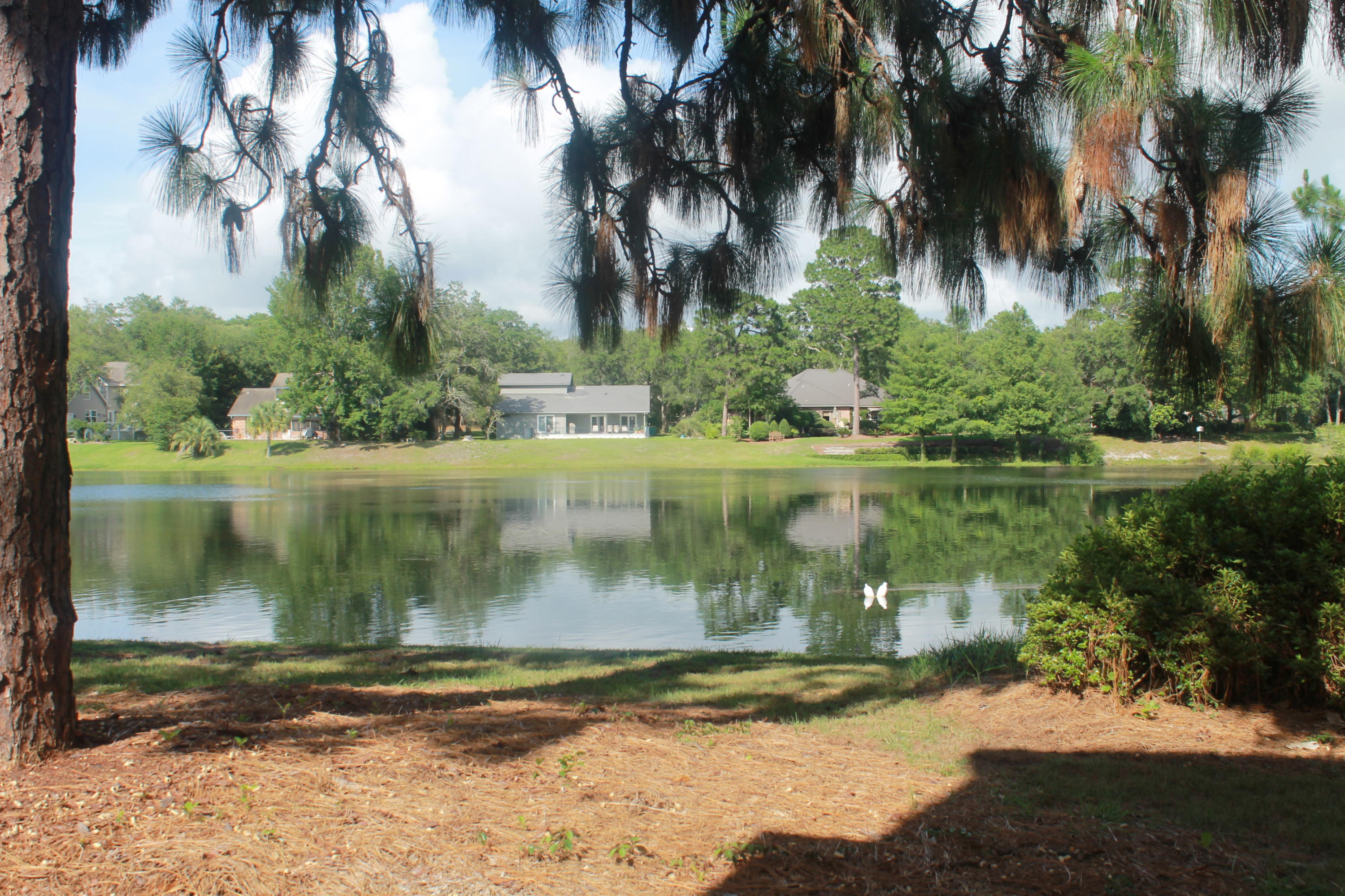 LAKESIDE CONDO AT BLUEWATER BAY - Residential Lease
