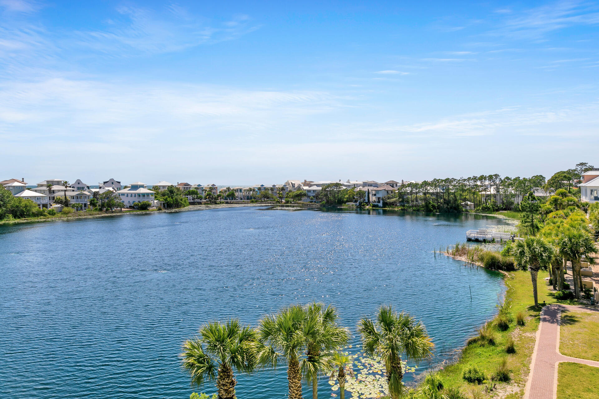 Carillon Beach Inn - Residential