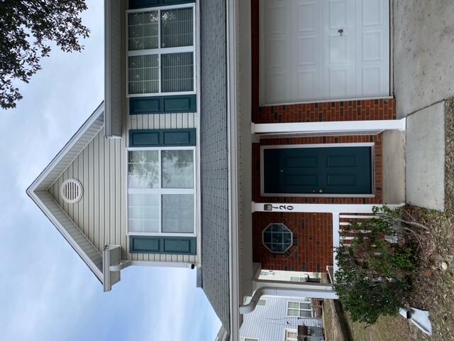 ROLLING PINES - Residential Lease