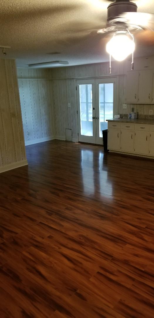 LAKE ESTELLE - Residential