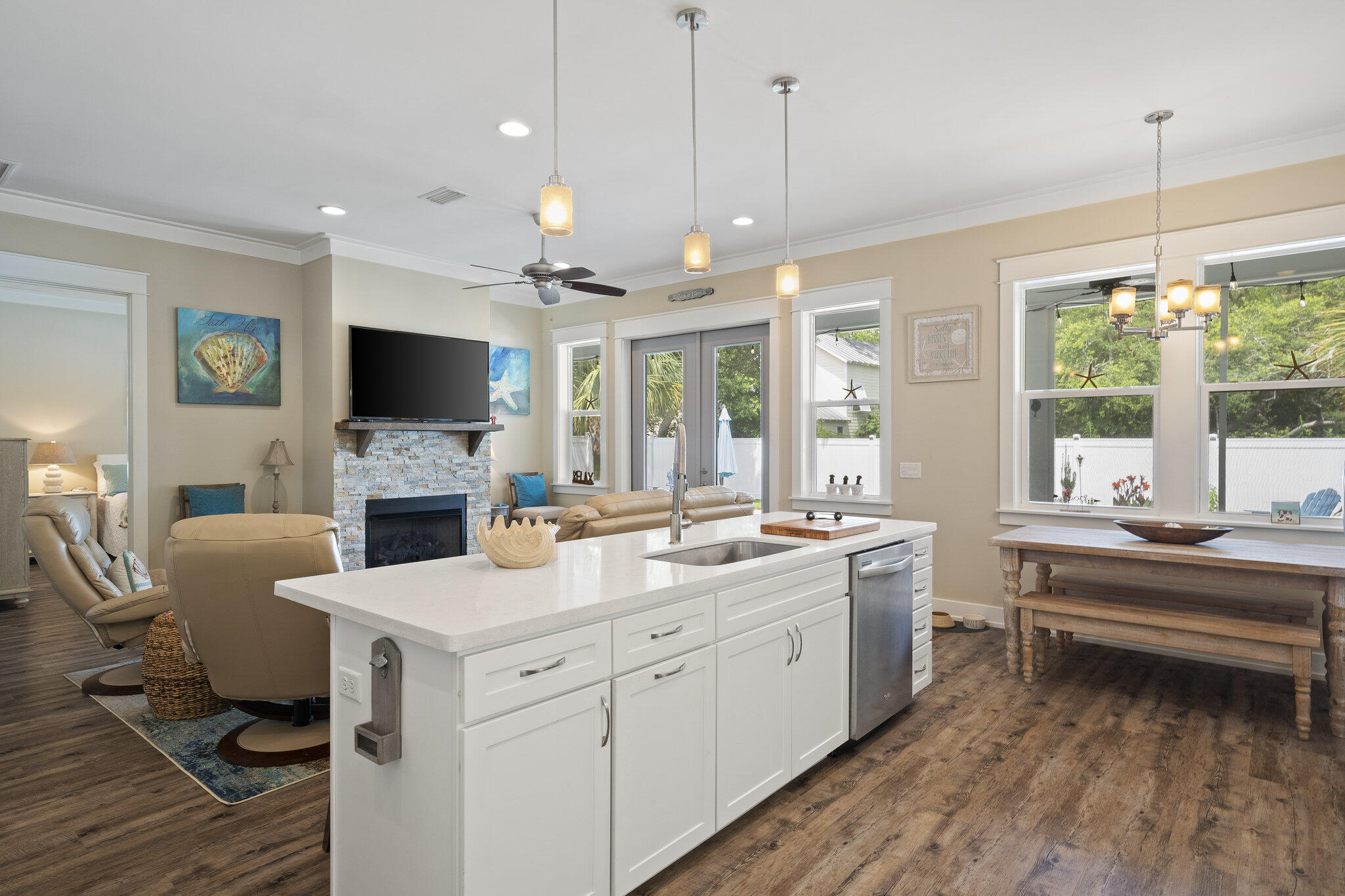 WHITES GULFVIEW ESTATES - Residential
