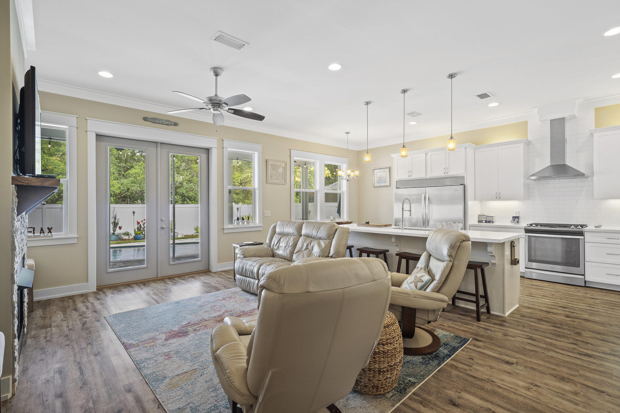 WHITES GULFVIEW ESTATES - Residential