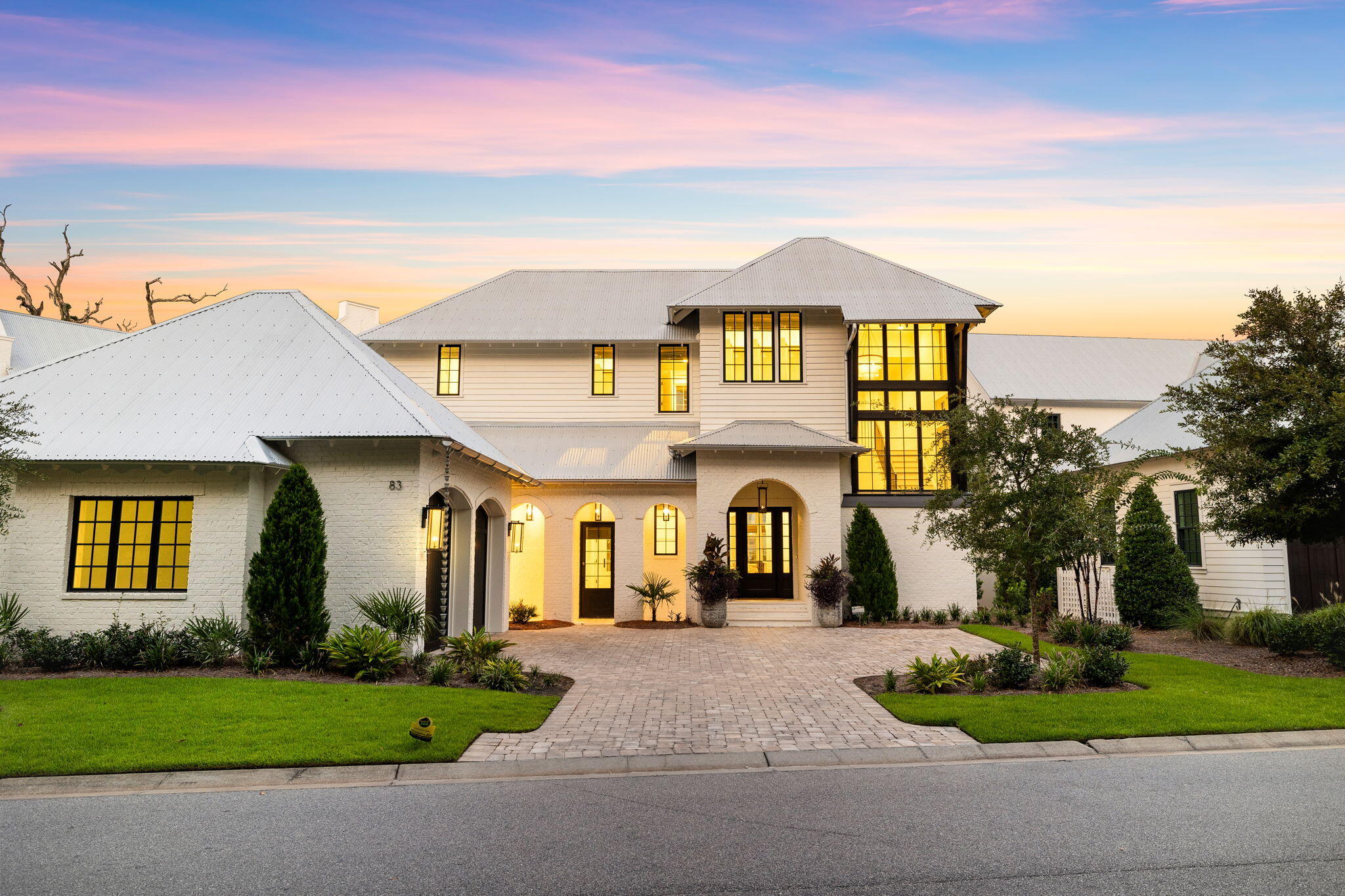 CHURCHILL OAKS - Residential