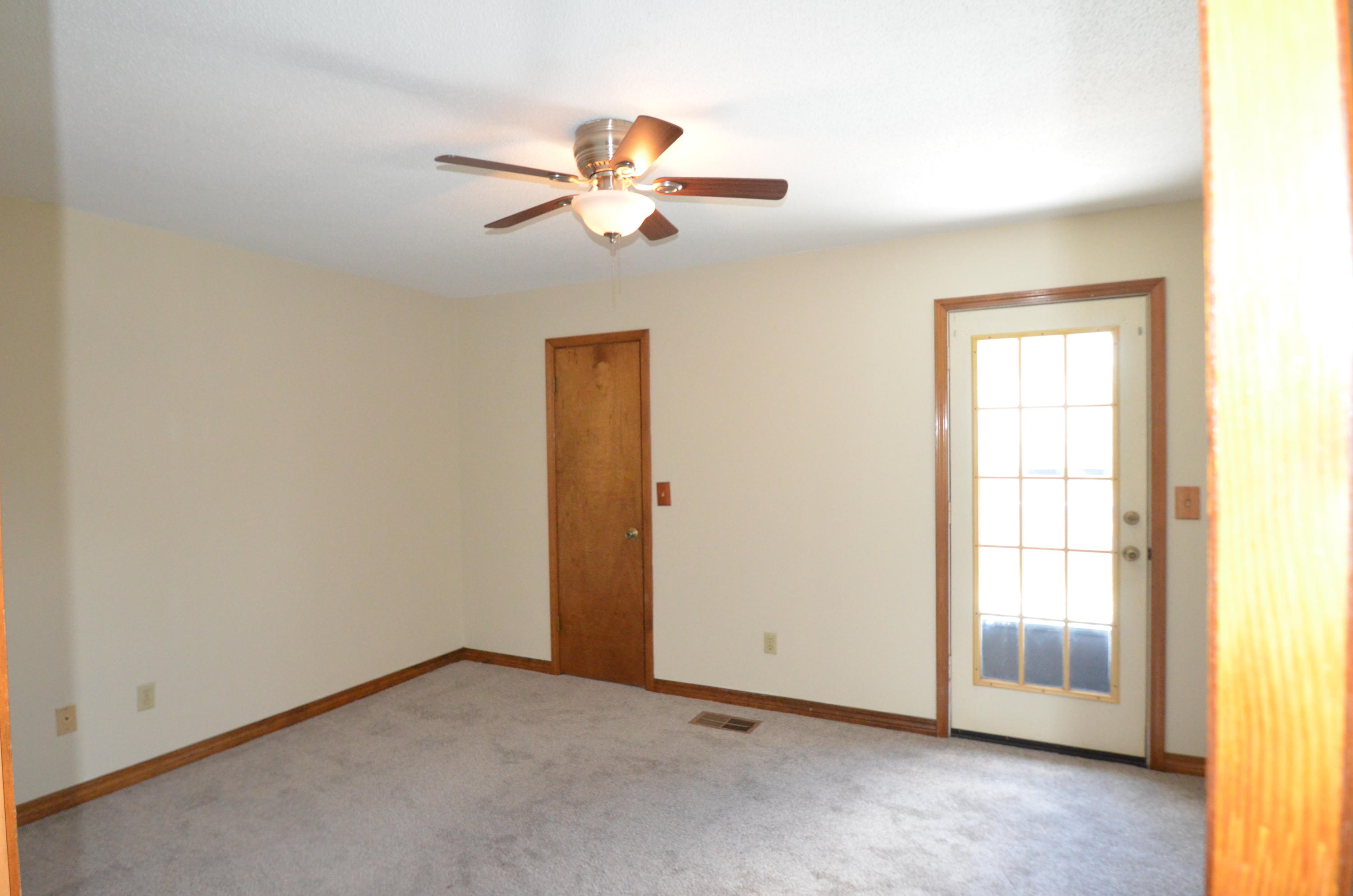 BROWNSVILLE STATION - Residential Lease