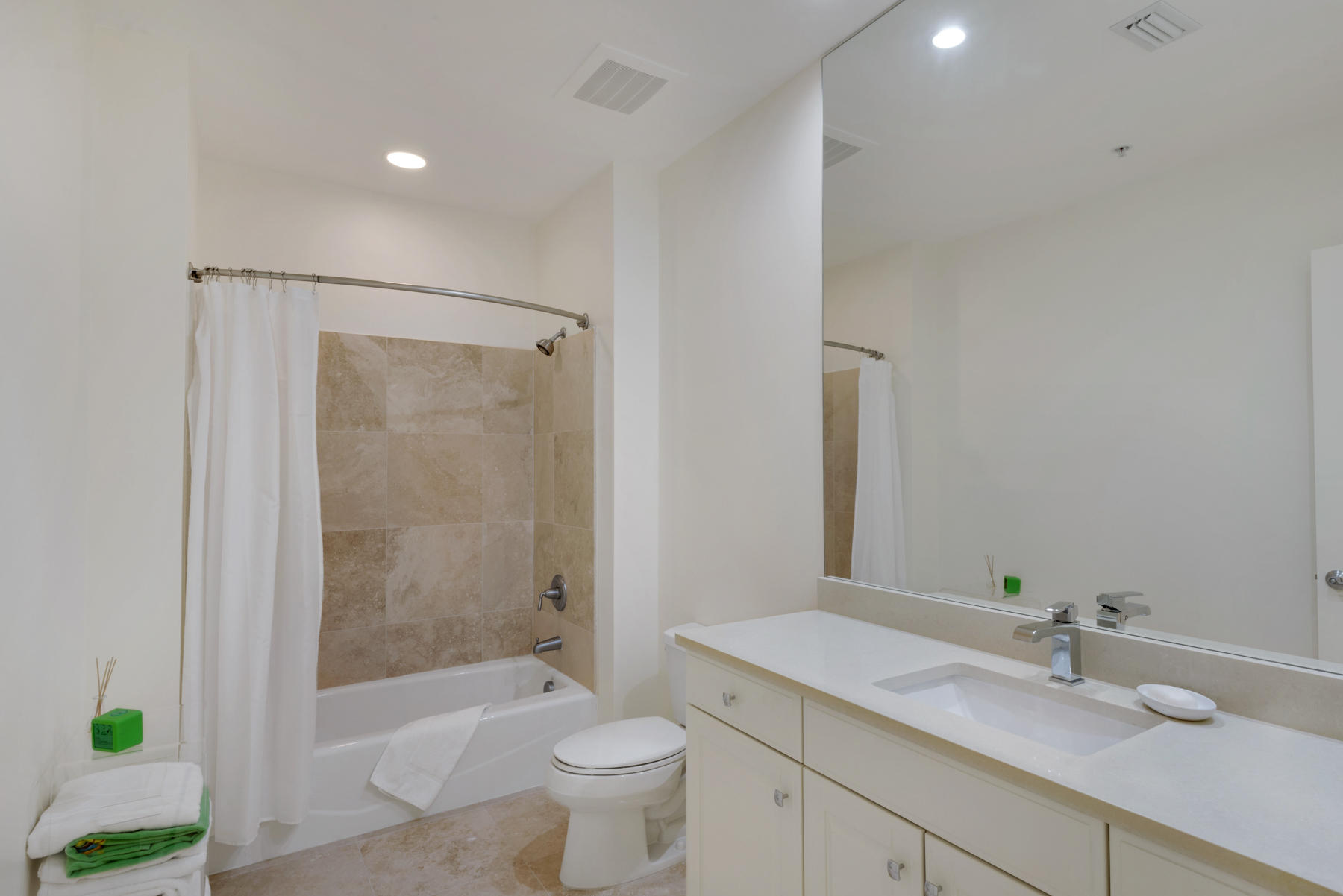 ONE WATER PLACE - Residential