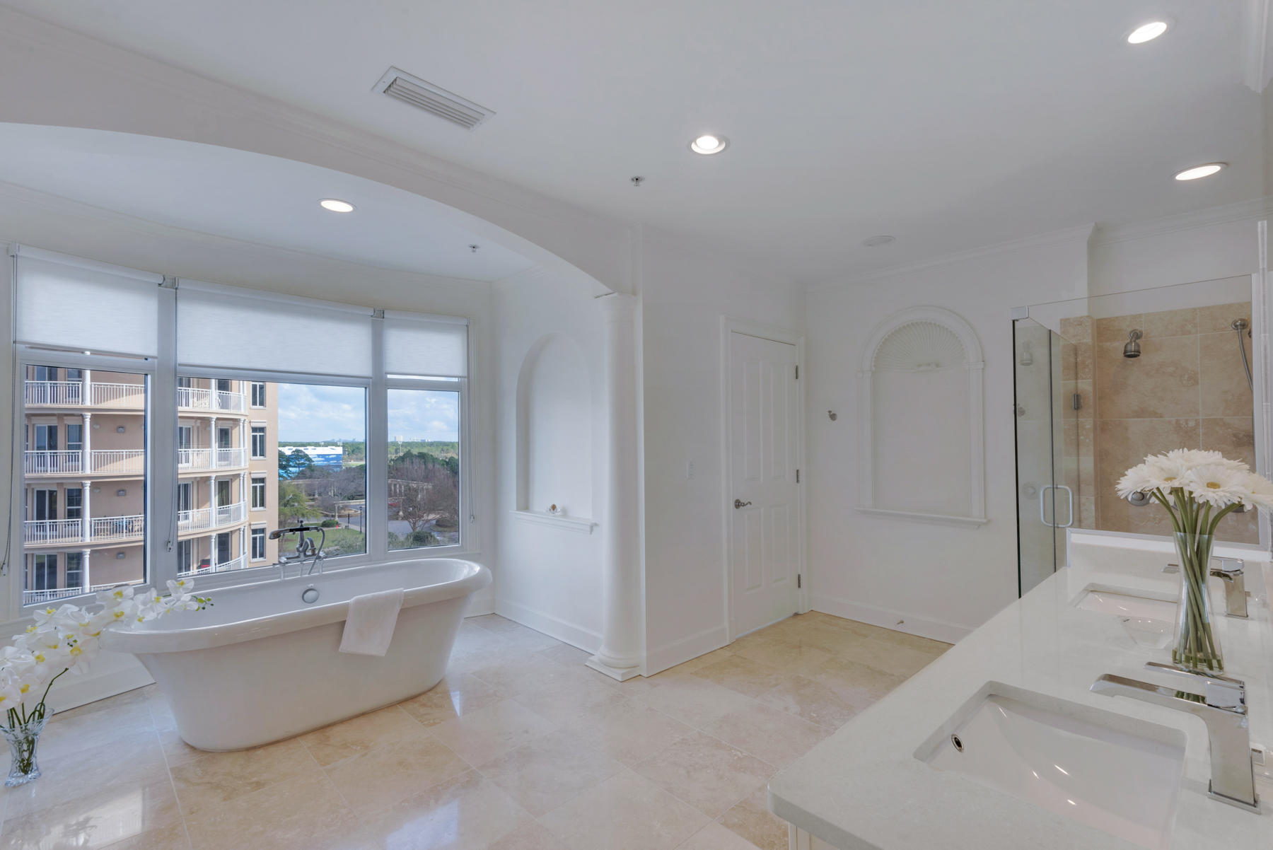 ONE WATER PLACE - Residential