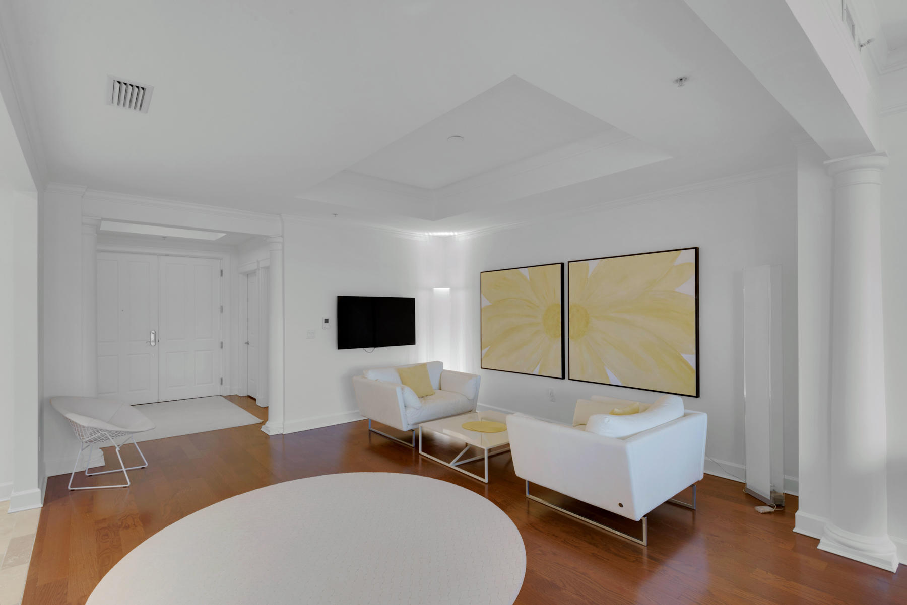 ONE WATER PLACE - Residential