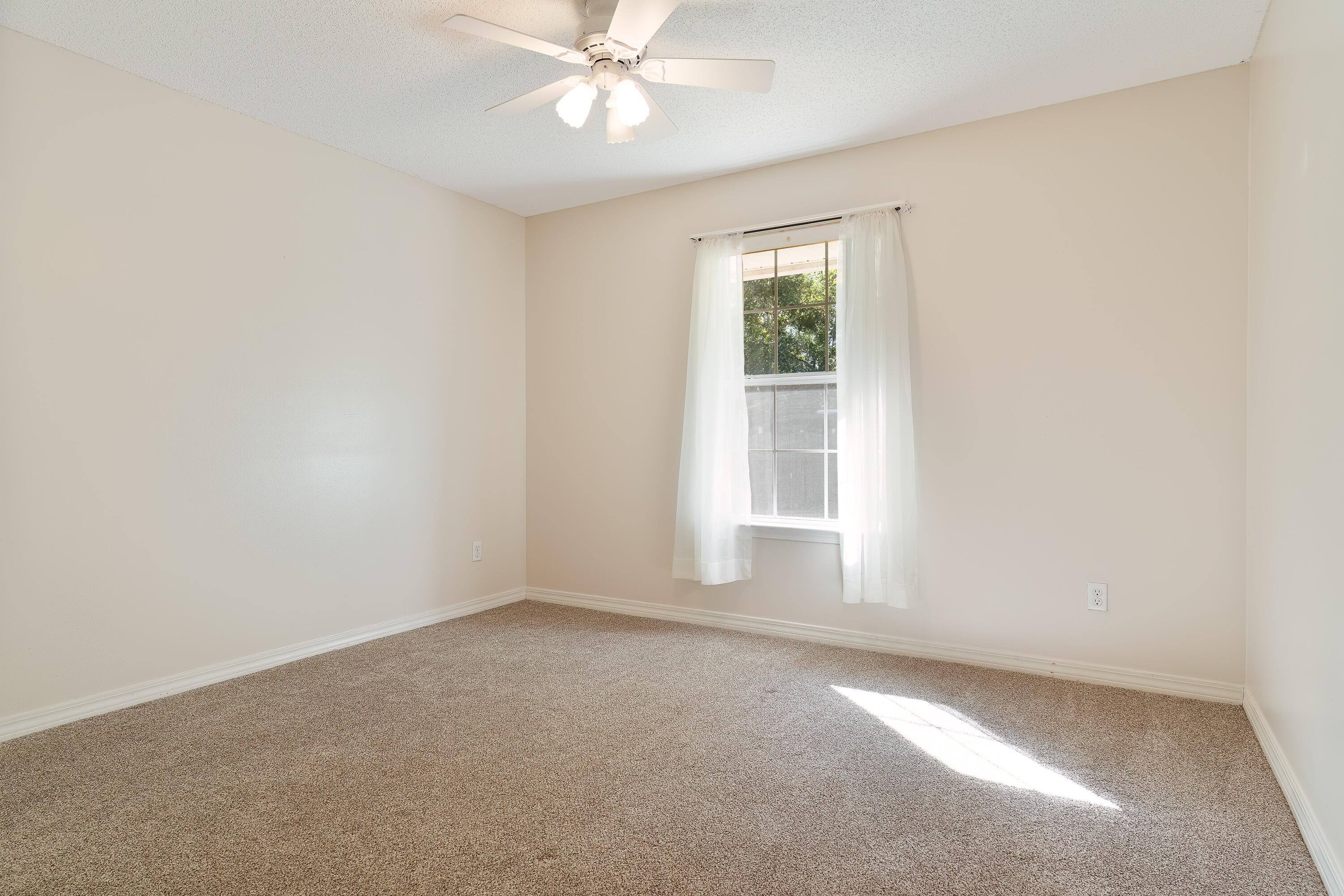:	CHEROKEE BEND S/D PH 2 - Residential