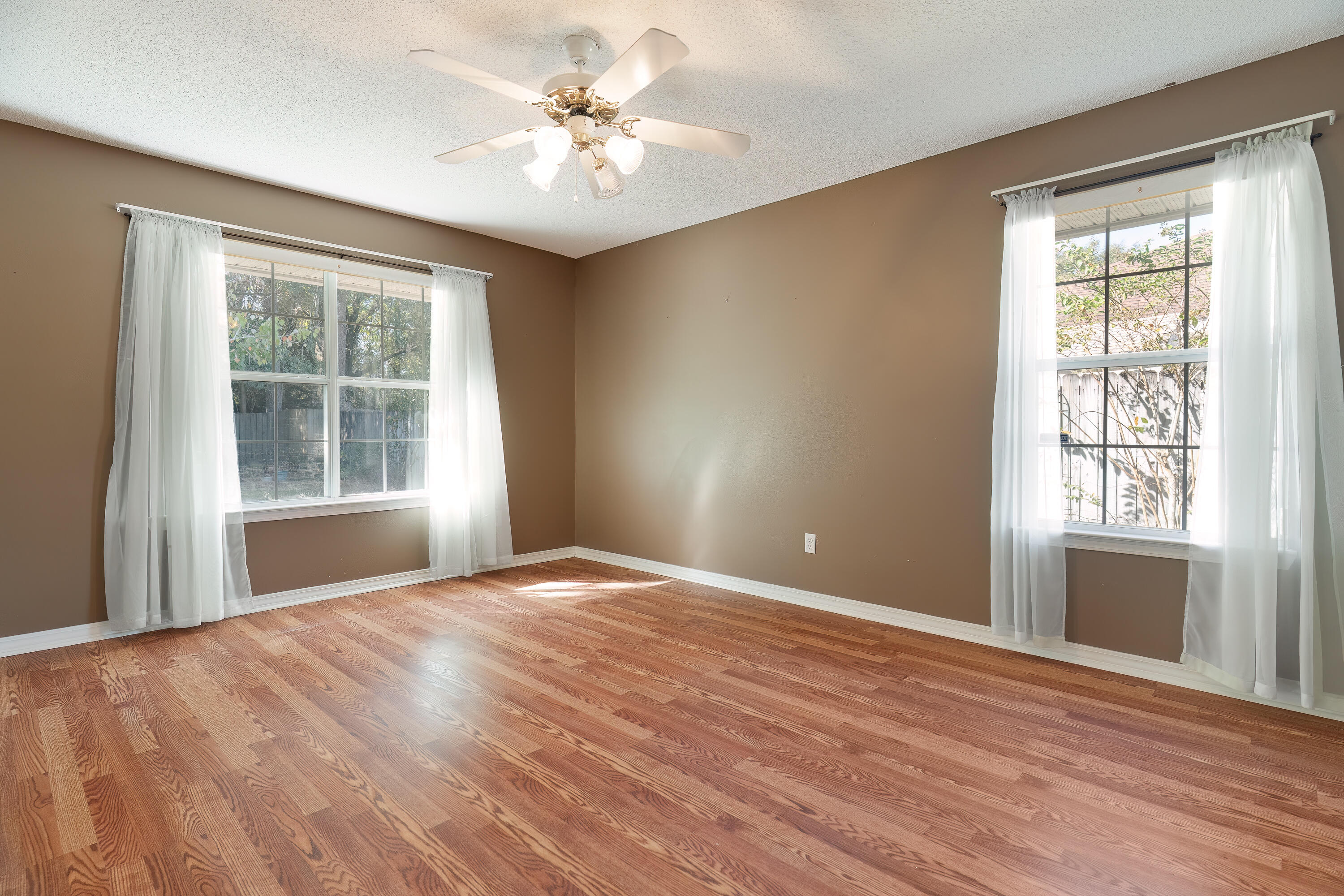 :	CHEROKEE BEND S/D PH 2 - Residential