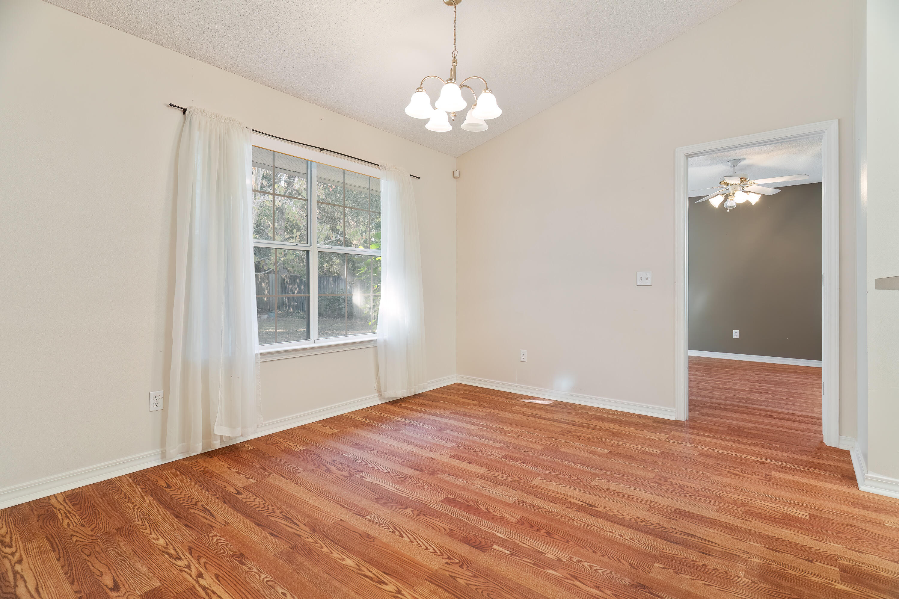 :	CHEROKEE BEND S/D PH 2 - Residential