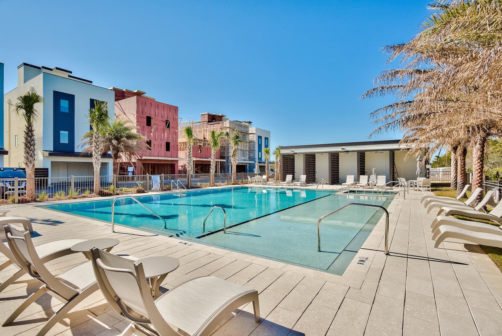 CREST DEVELOPMENT - Residential