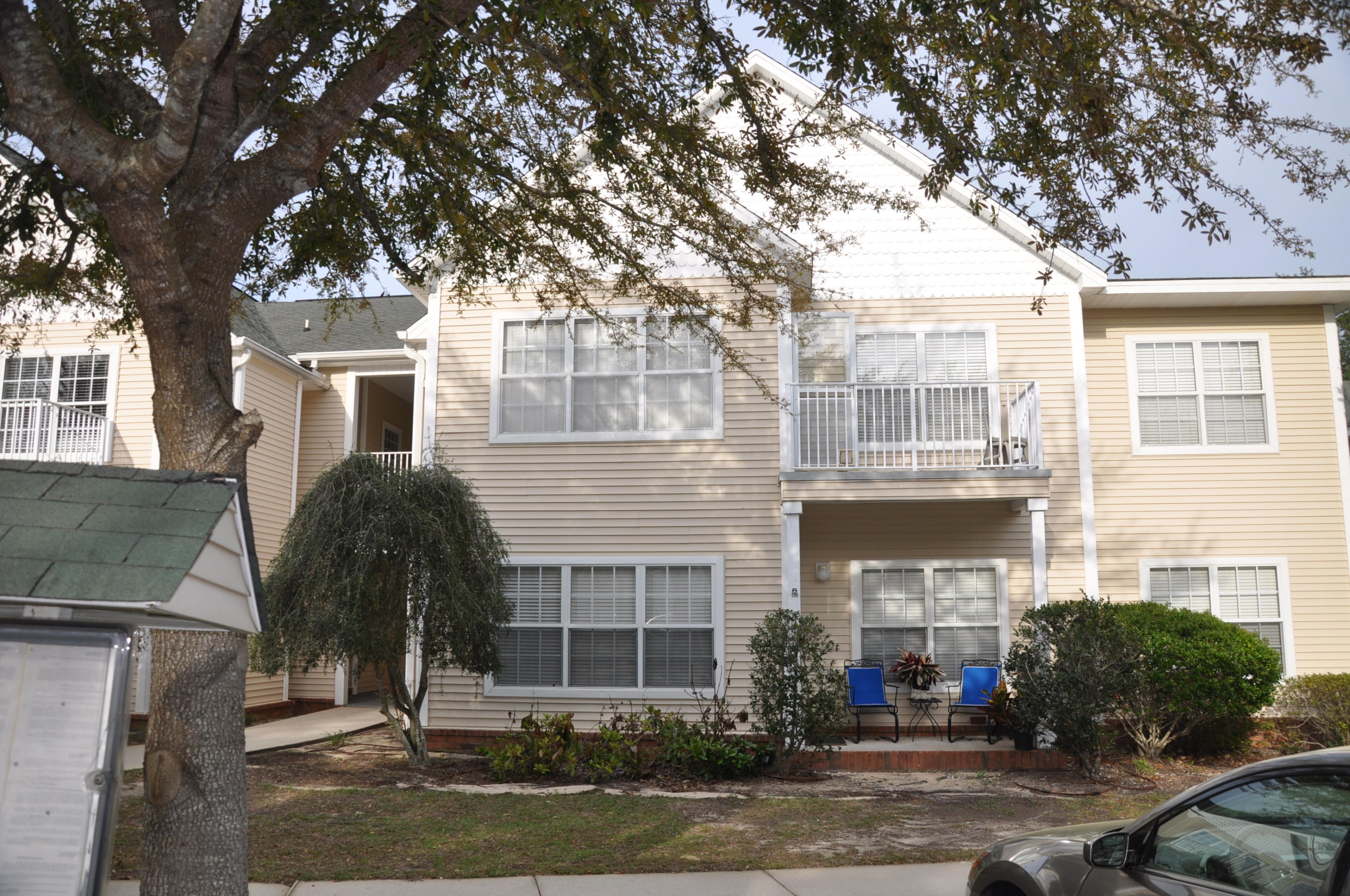 THE OAKS AT NICEVILLE, Bld 3,  unit 206 - Residential