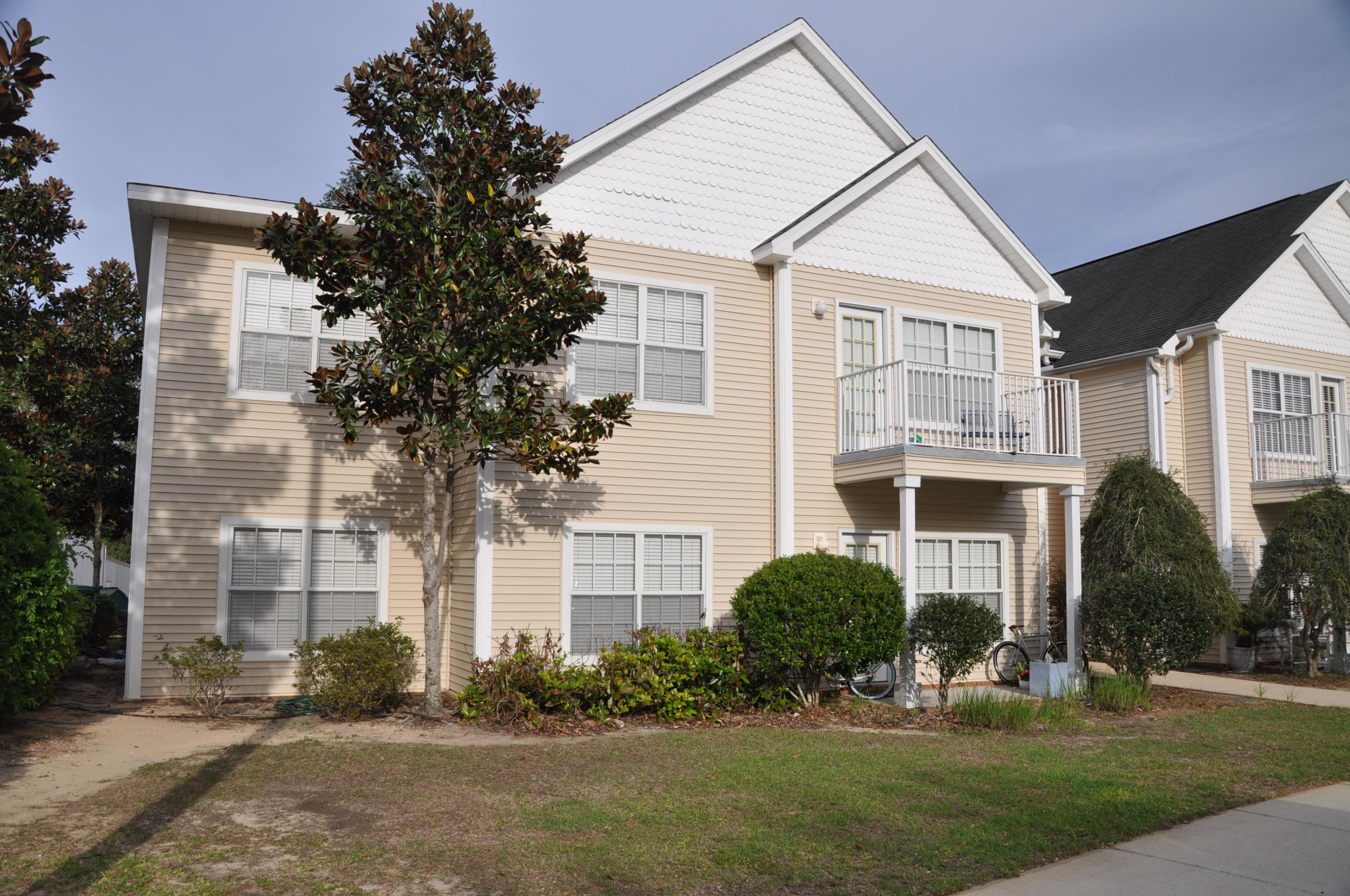 THE OAKS AT NICEVILLE, Bld 3,  unit 206 - Residential