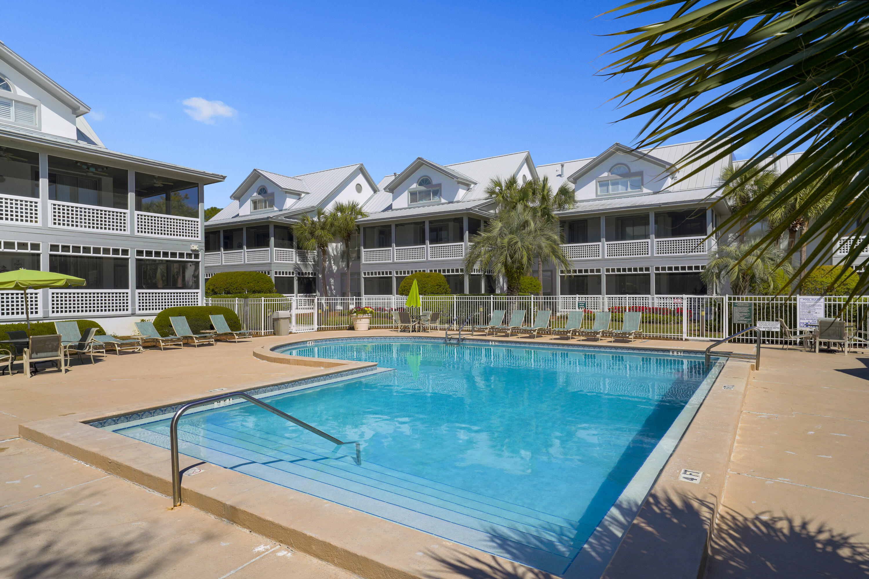 HIDDEN DUNES BEACH VILLAS - Residential