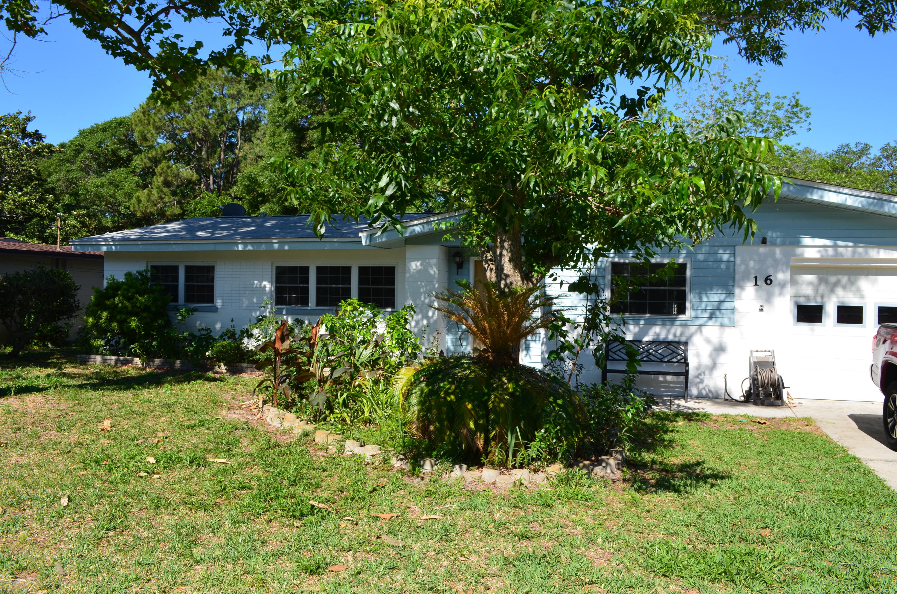 Villa Russ Park - Residential Lease