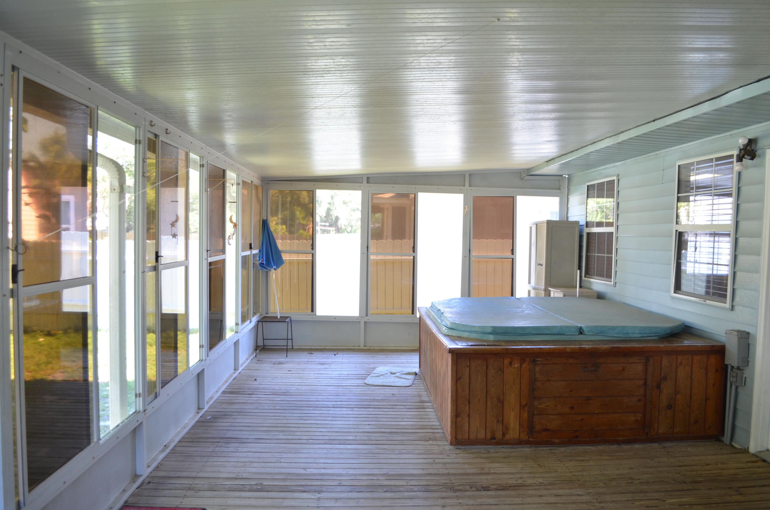 Villa Russ Park - Residential Lease