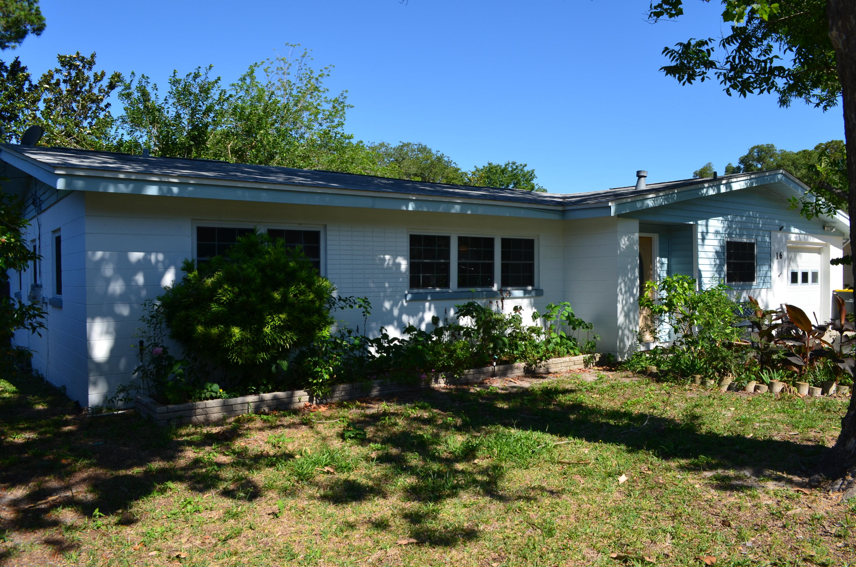 Villa Russ Park - Residential Lease