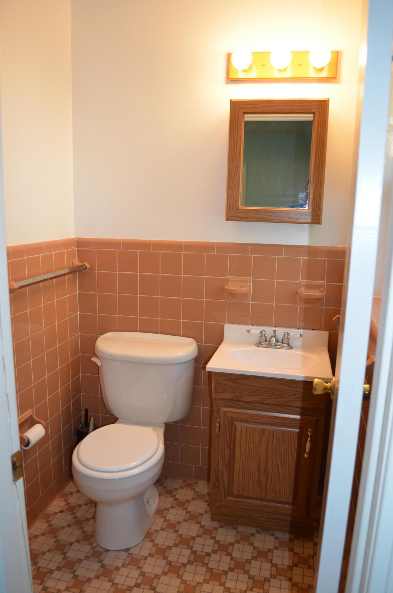 Villa Russ Park - Residential Lease