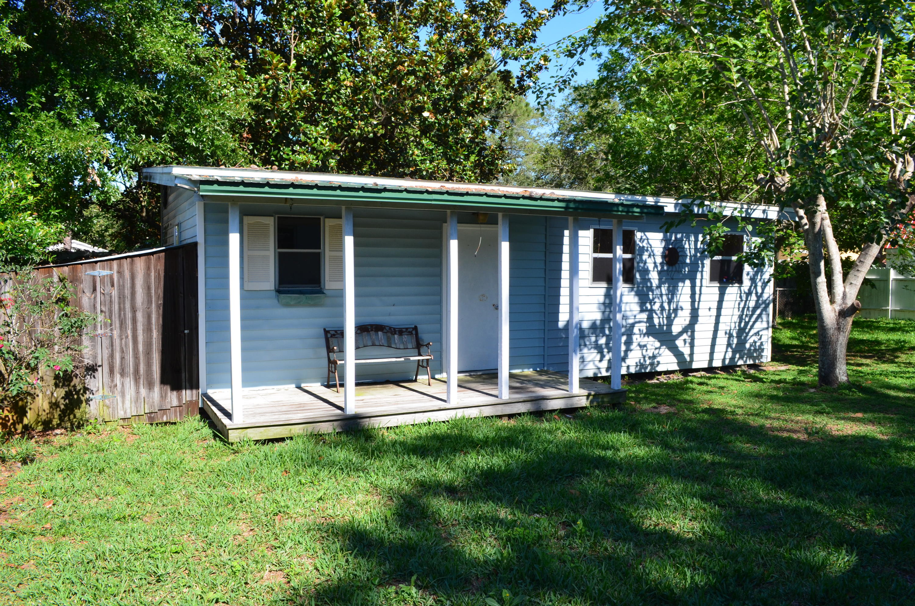 Villa Russ Park - Residential Lease