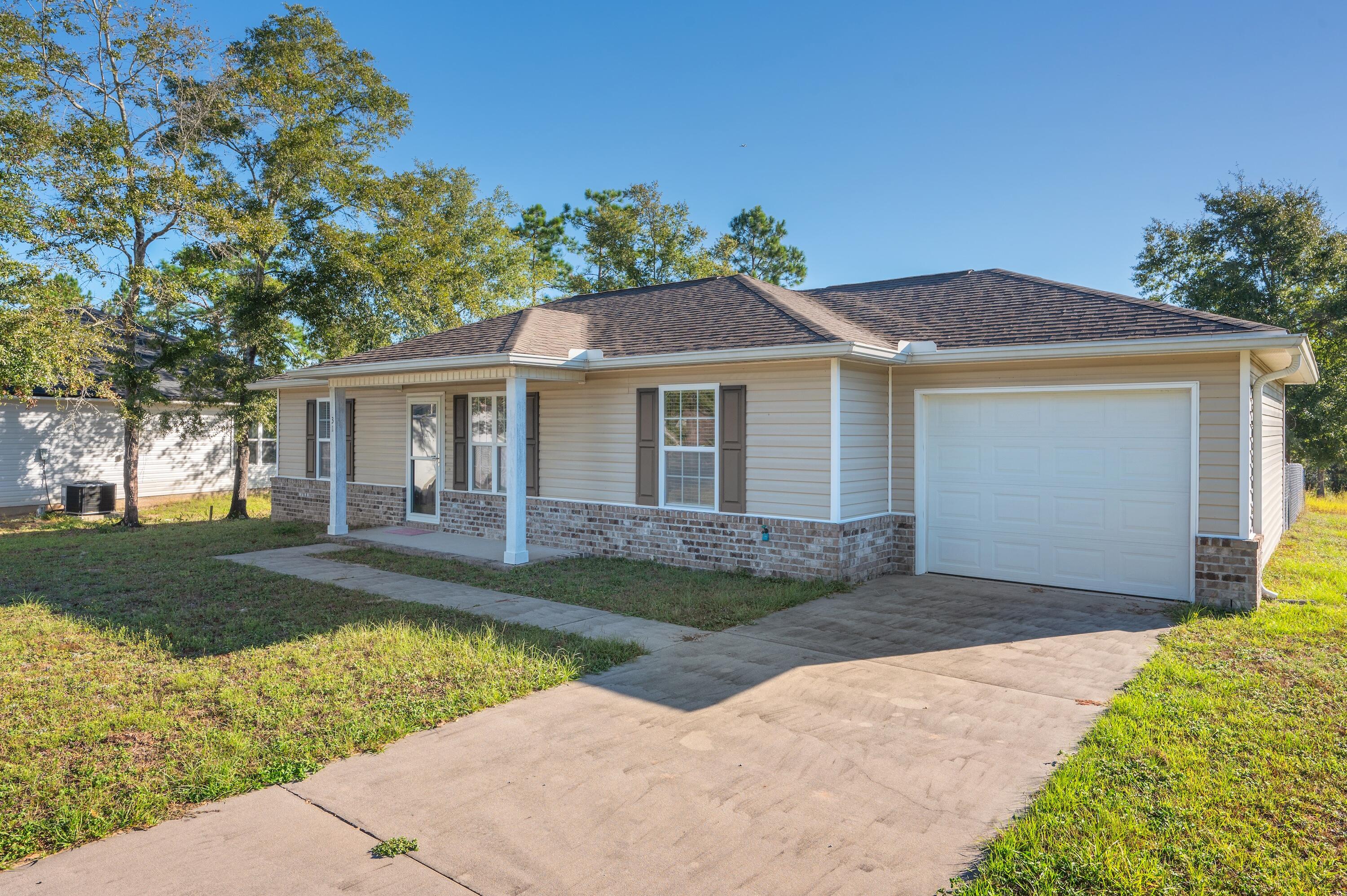 OAKWOOD LAKES ESTATES - Residential