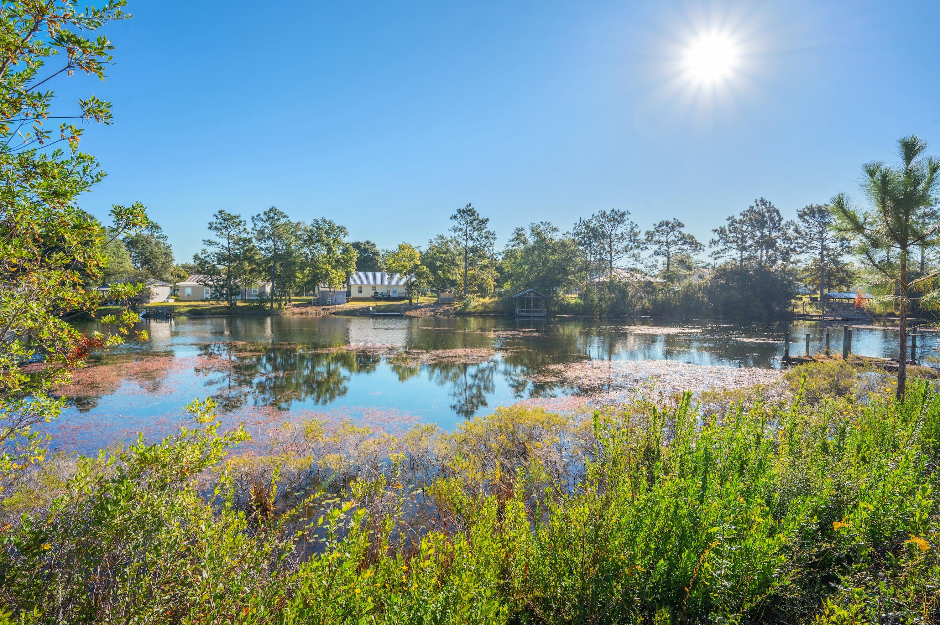 OAKWOOD LAKES ESTATES - Residential