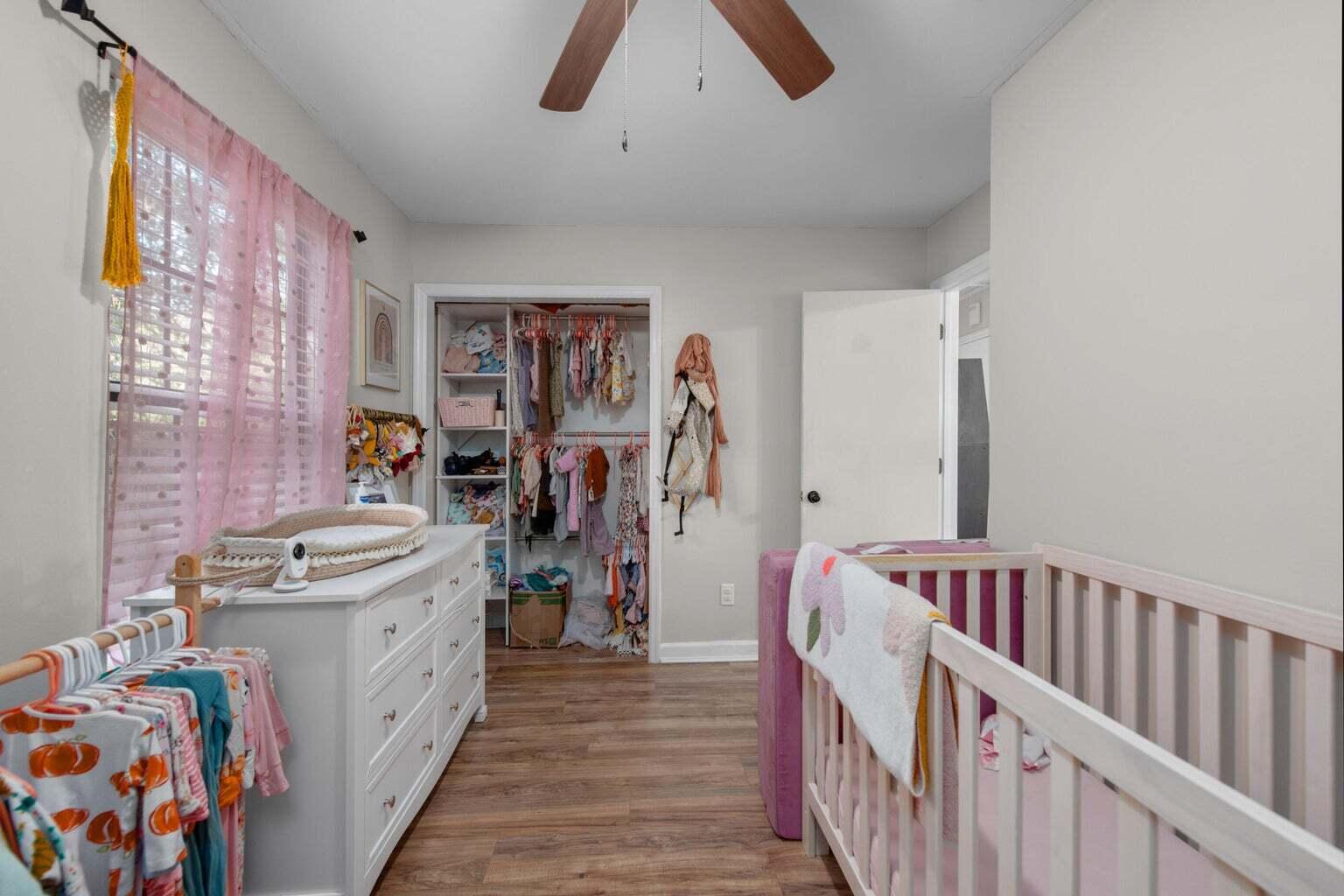 LIVE OAK MANORS - Residential Lease