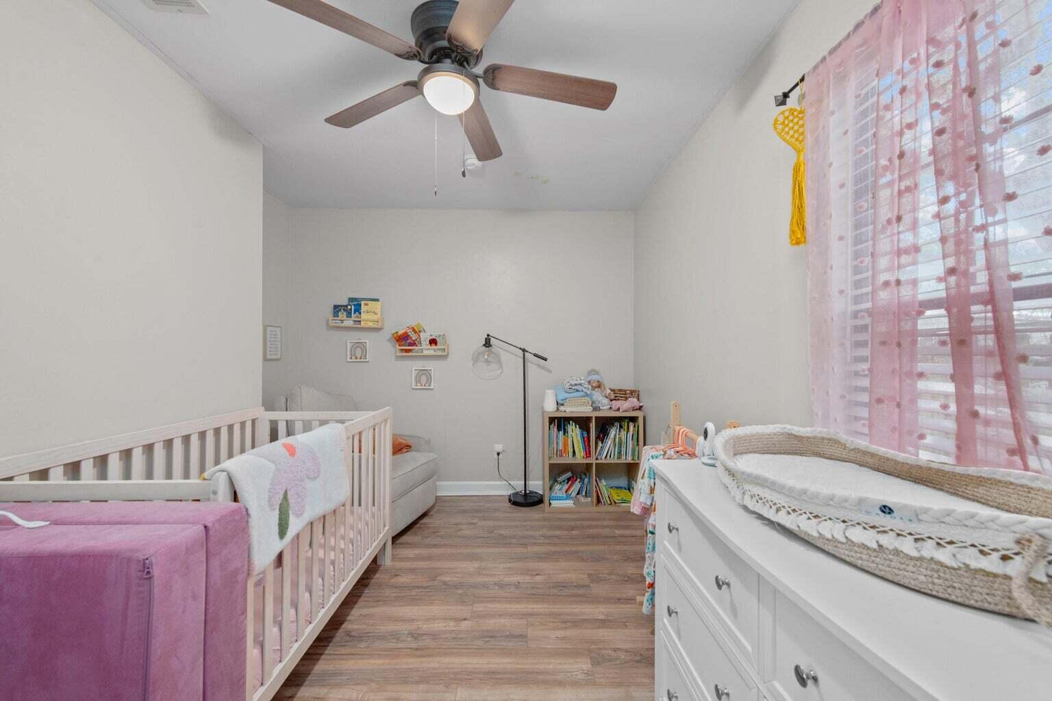 LIVE OAK MANORS - Residential Lease