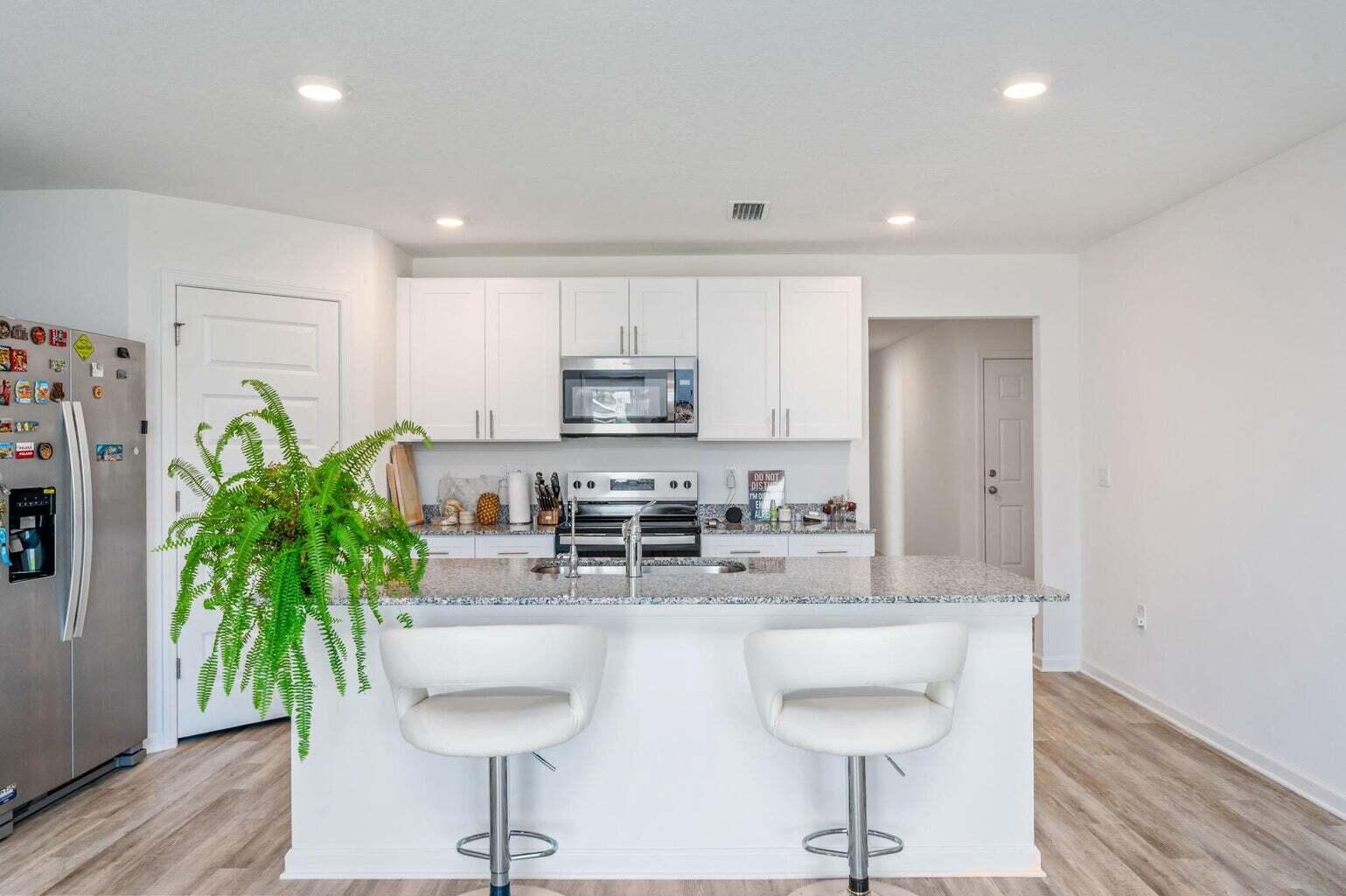 RIVERWALK PH I - Residential
